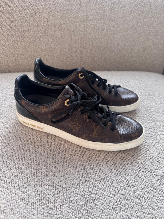 Louis Vuitton sneakers monogram canvas – 37,5