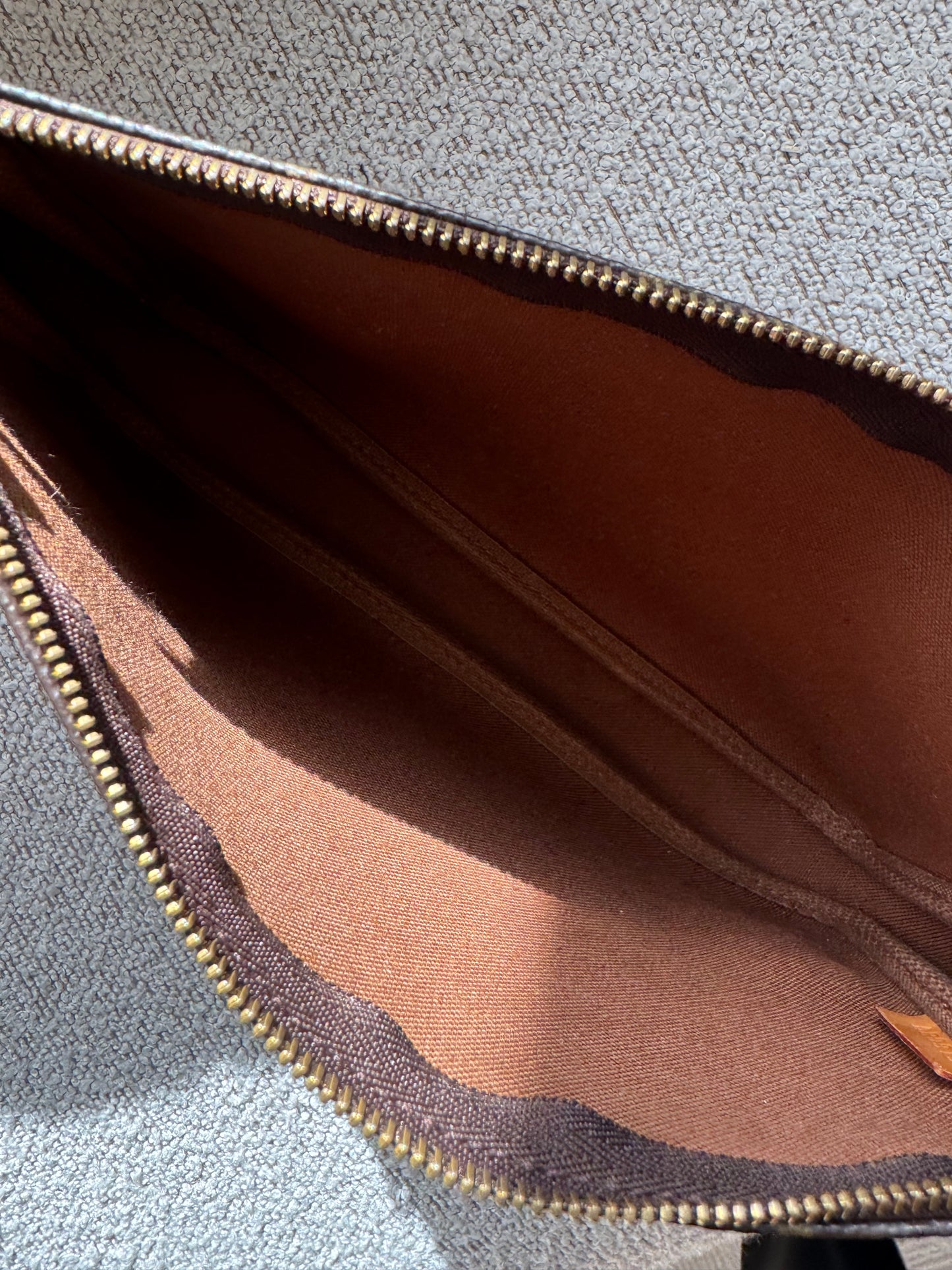 Louis Vuitton Pochette taske