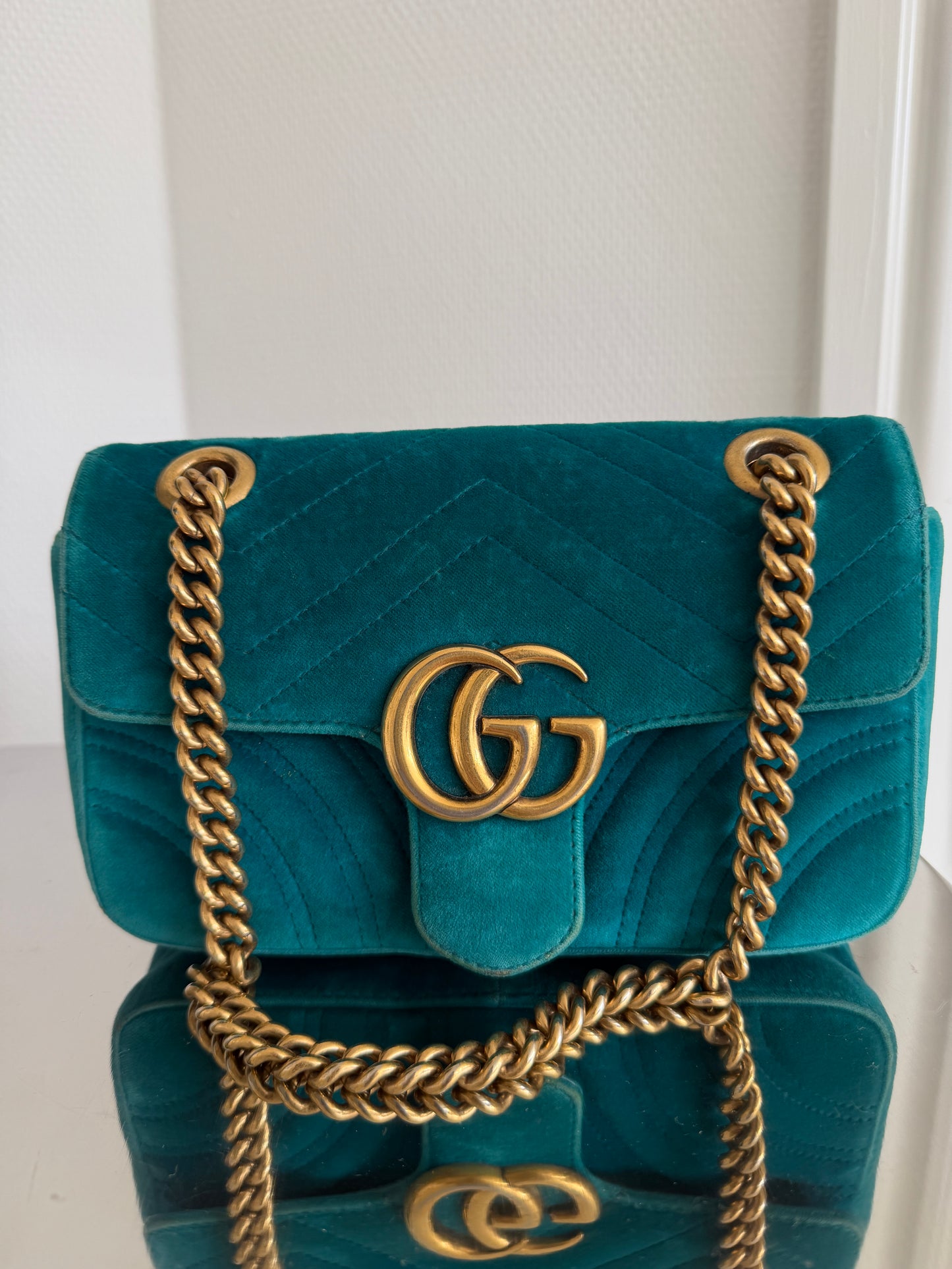 Gucci GG Marmont Velvet Shoulder Bag
