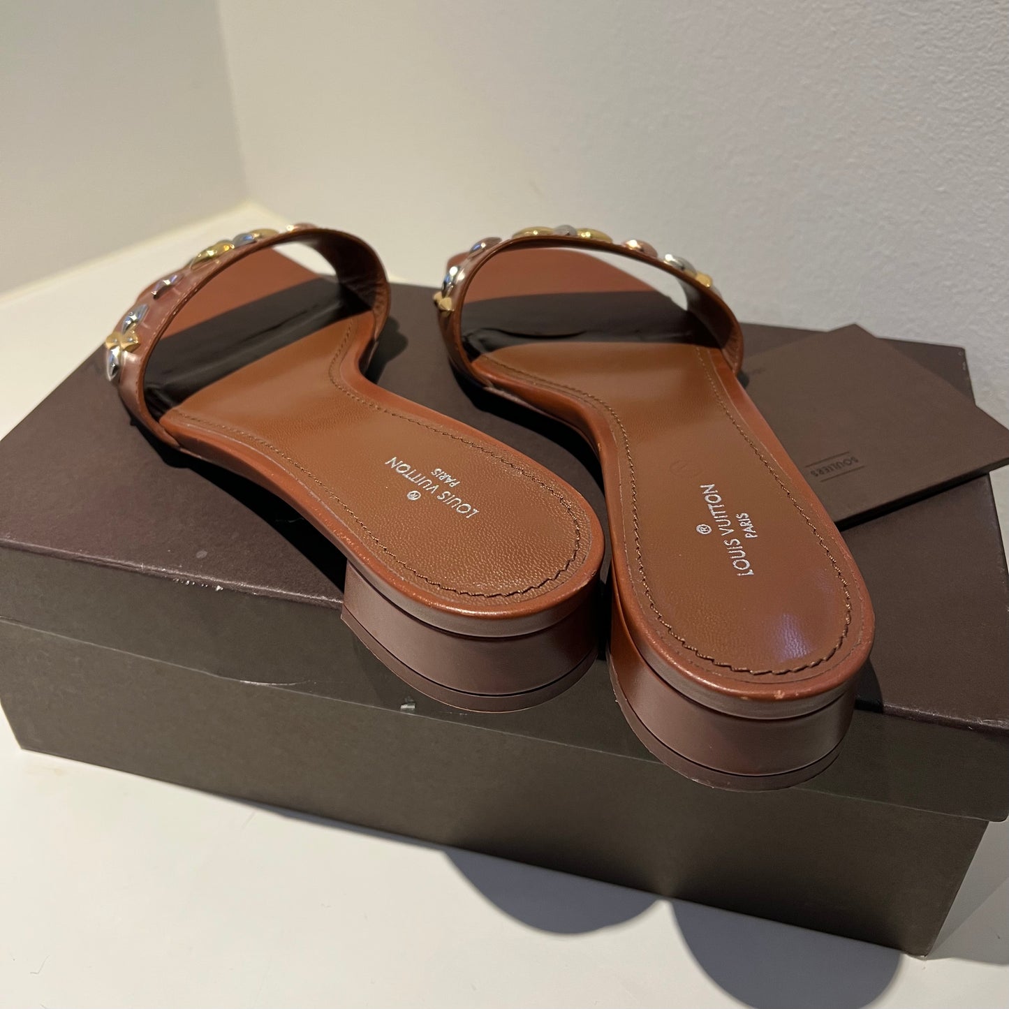 Louis Vuitton Slippers