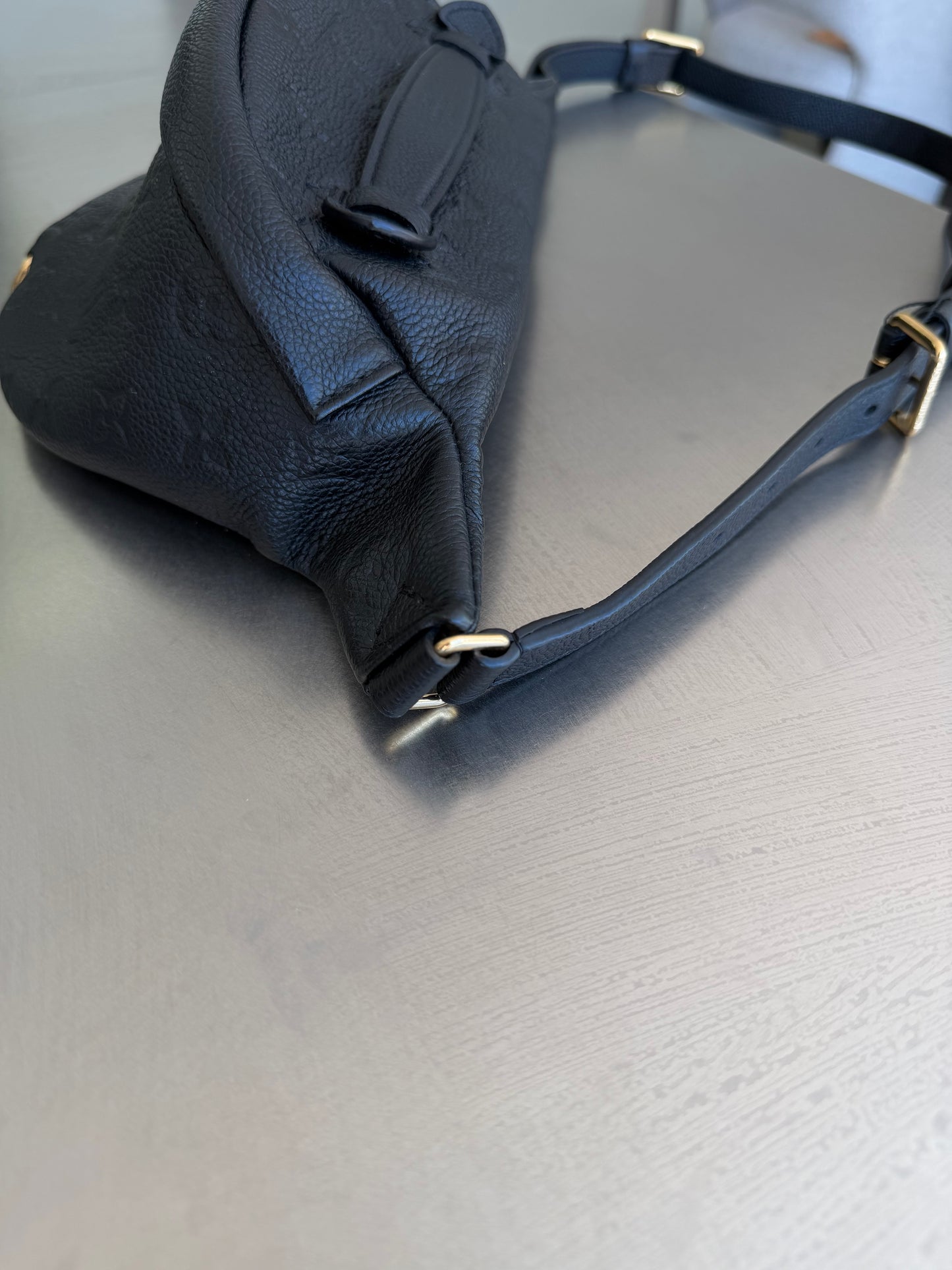 Louis Vuitton bumbag – Black Monogram Empreinte