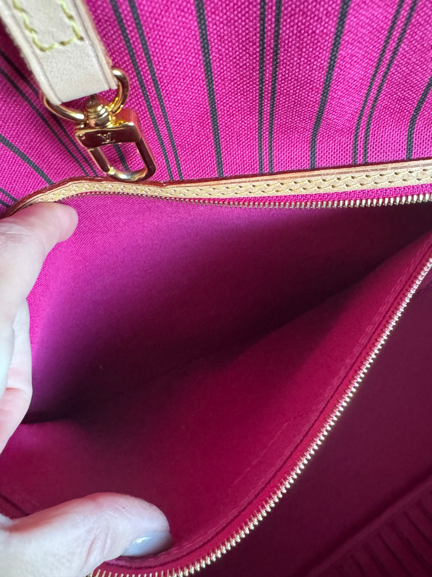 Louis Vuitton Neverfull GM – Monogram Canvas (Pink Interior)