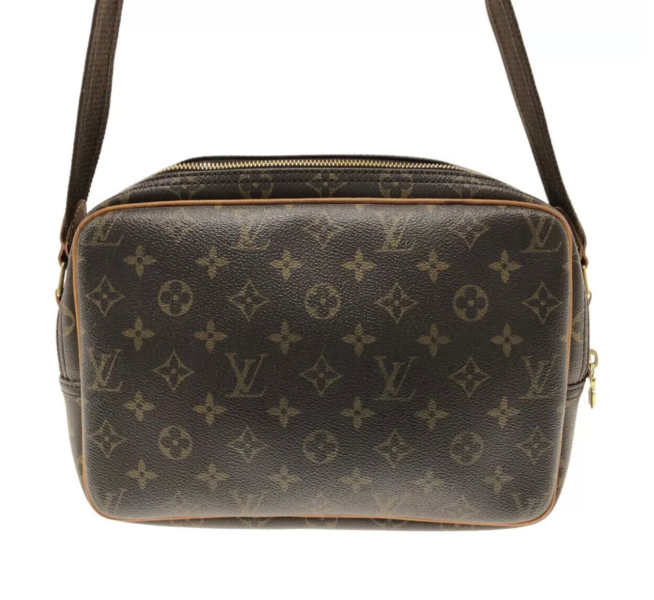 Louis Vuitton PM reporter