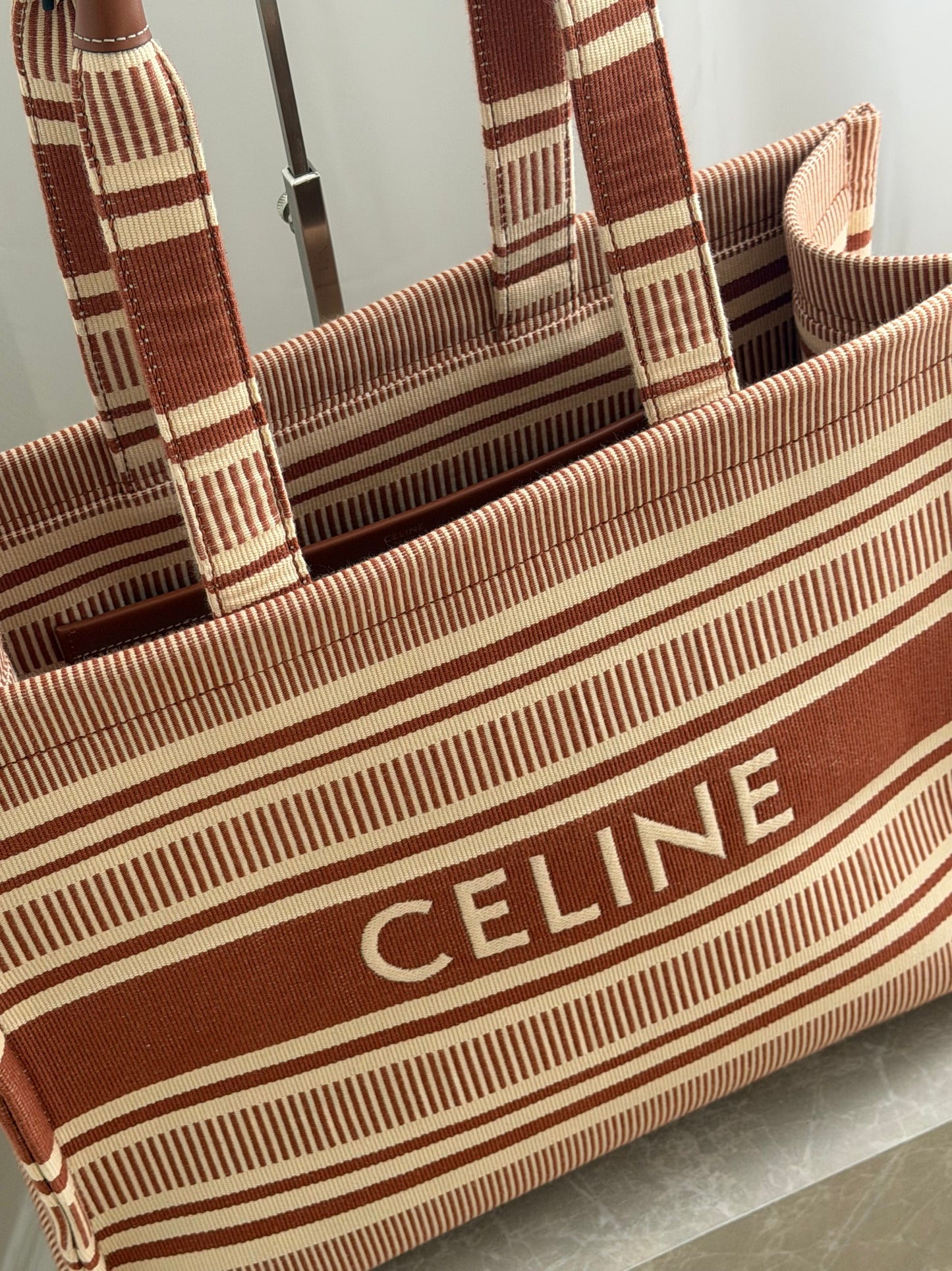 CELINE Cabas Thais Large Tote – Brun/Beige