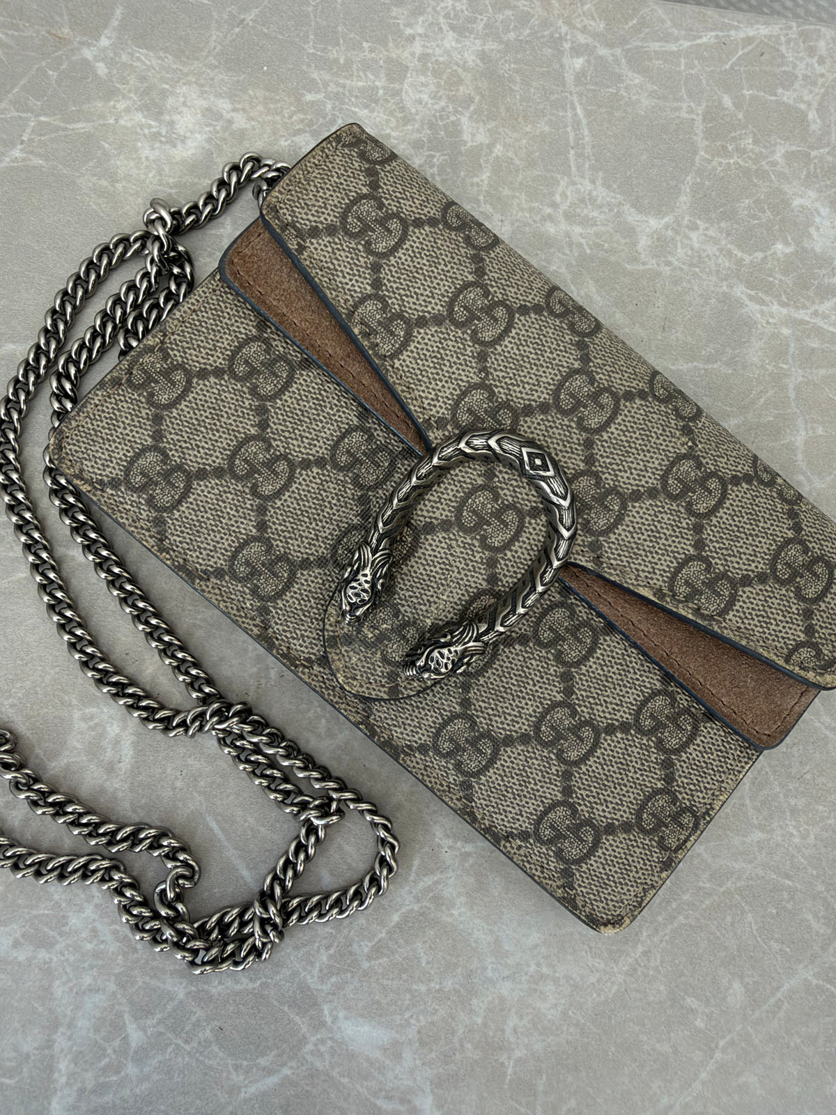 Gucci Dionysus Mini – GG Supreme