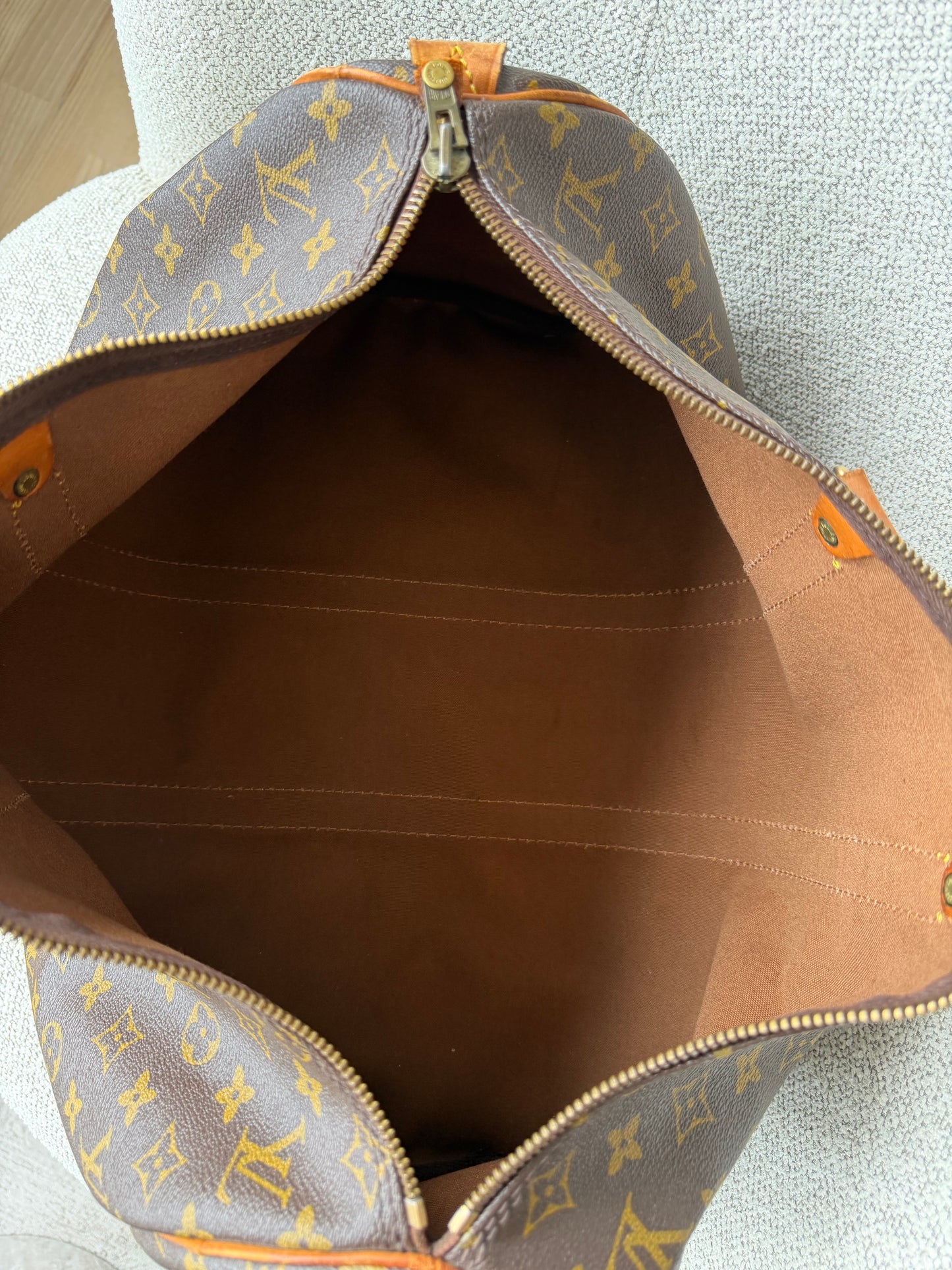 Louis Vuitton Keepall 45 – Monogram Canvas