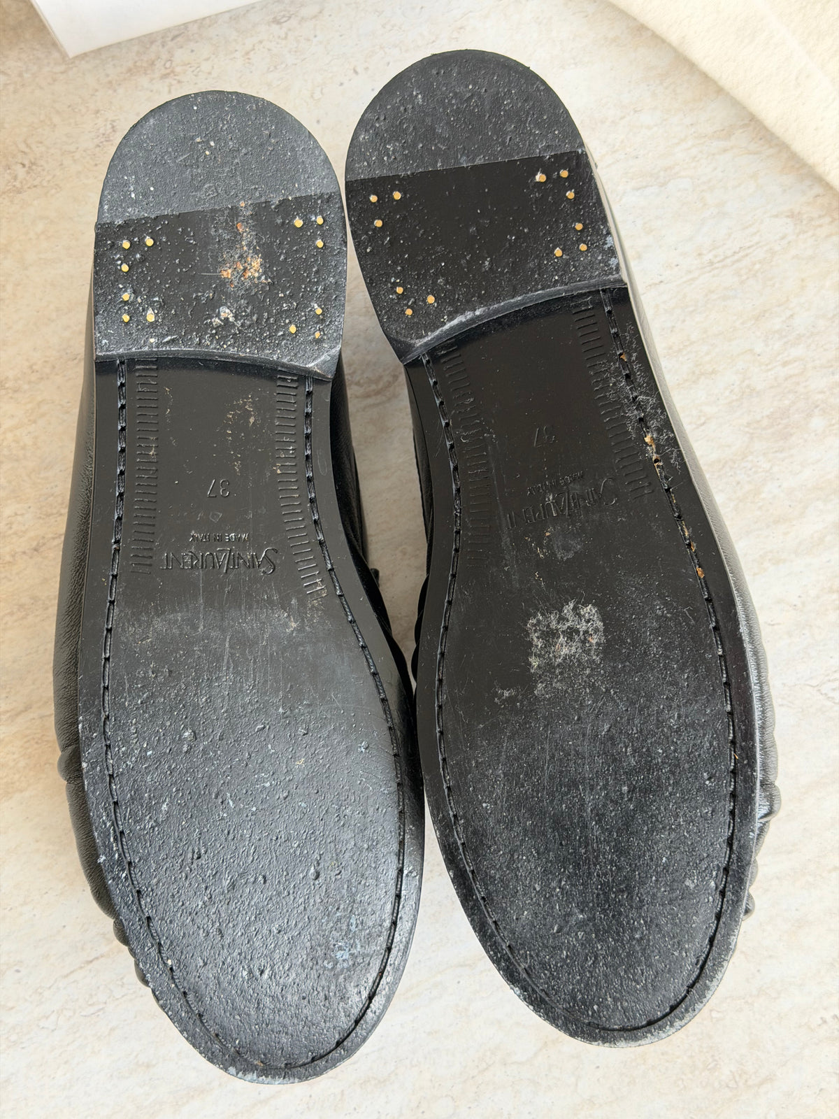 Saint Laurent Le Loafer Cassandre – Black / Gold