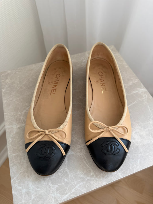 Chanel ballerina flats, beige/sort læder 36,5