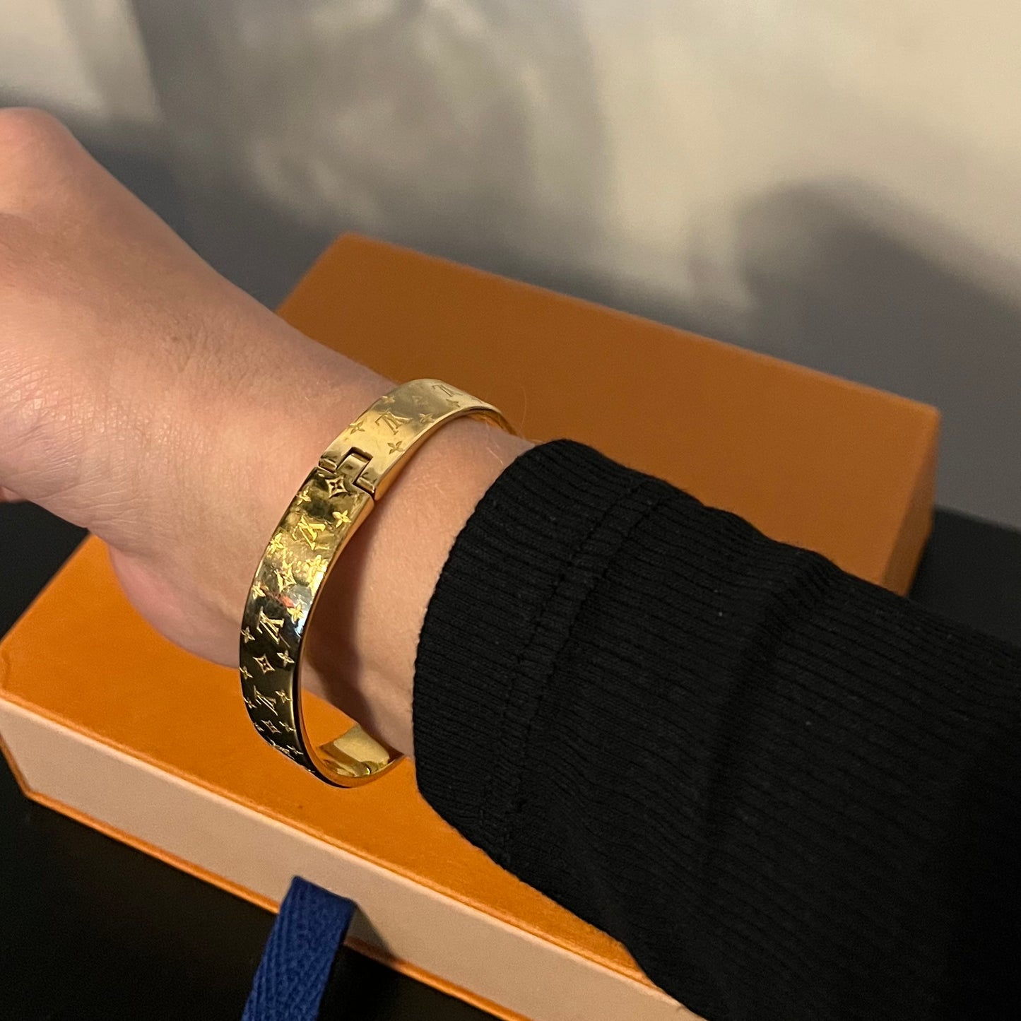 Louis Vuitton Armbånd Nanogram Cuff