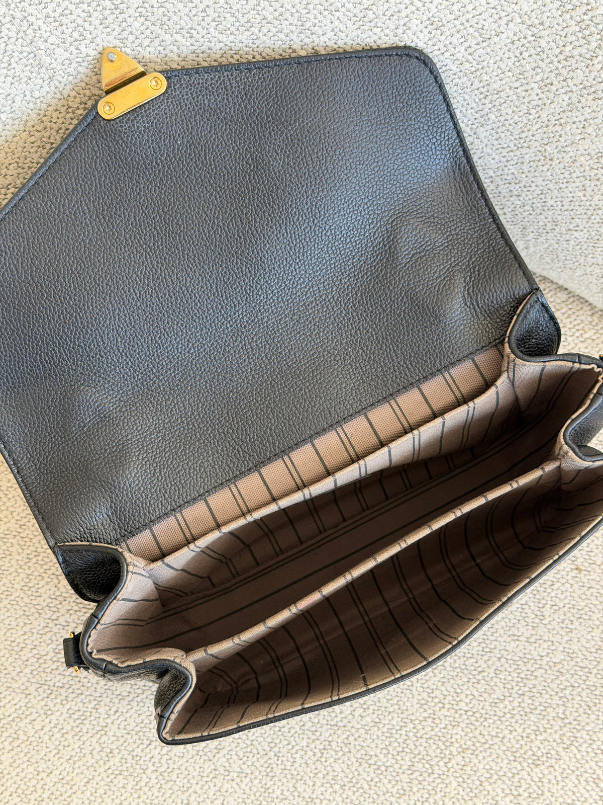 Louis Vuitton Pochette Métis – Monogram Empreinte Noir