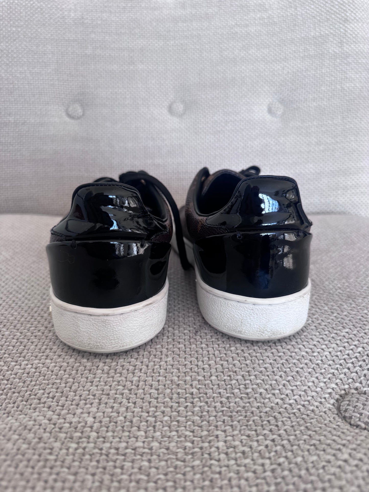 Louis Vuitton sneakers monogram canvas – 37,5