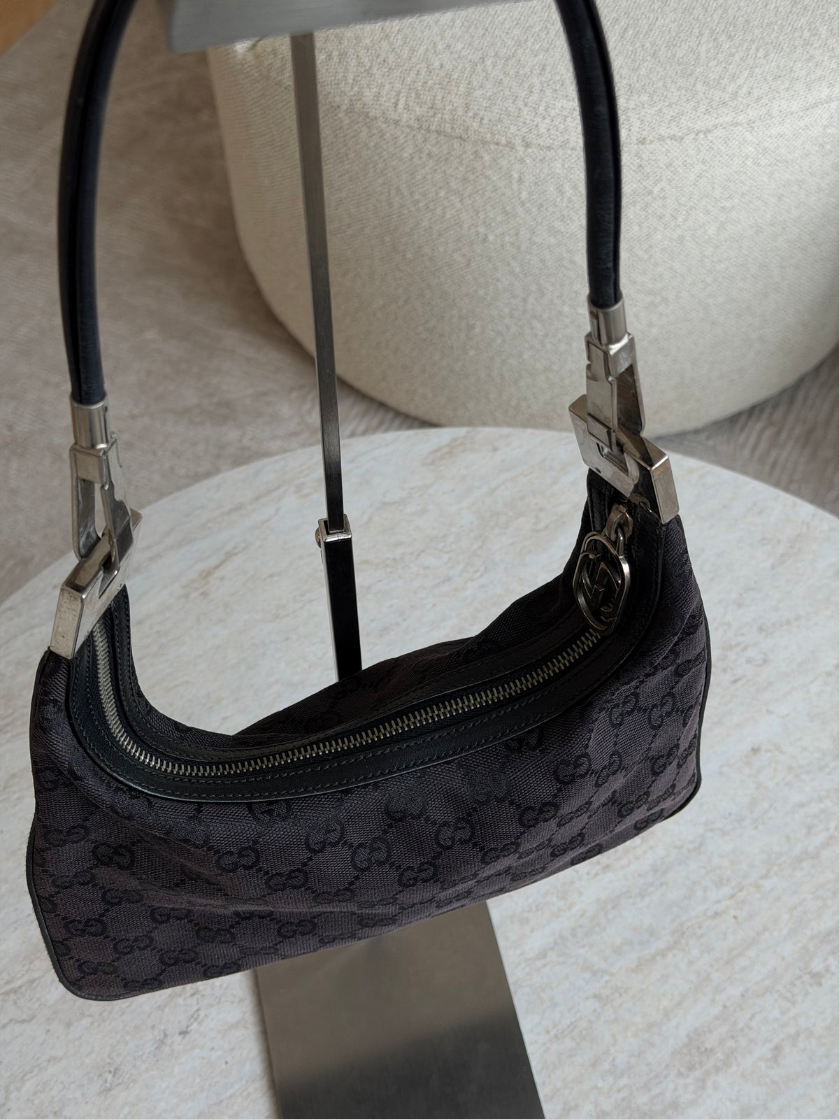 Gucci Vintage GG Canvas Shoulder Bag – Black