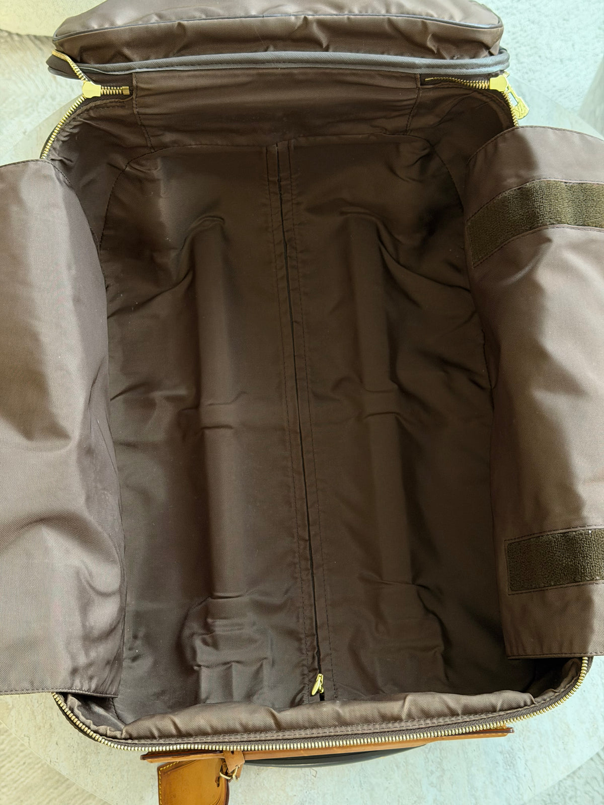 Louis Vuitton Pegase 45 – Monogram