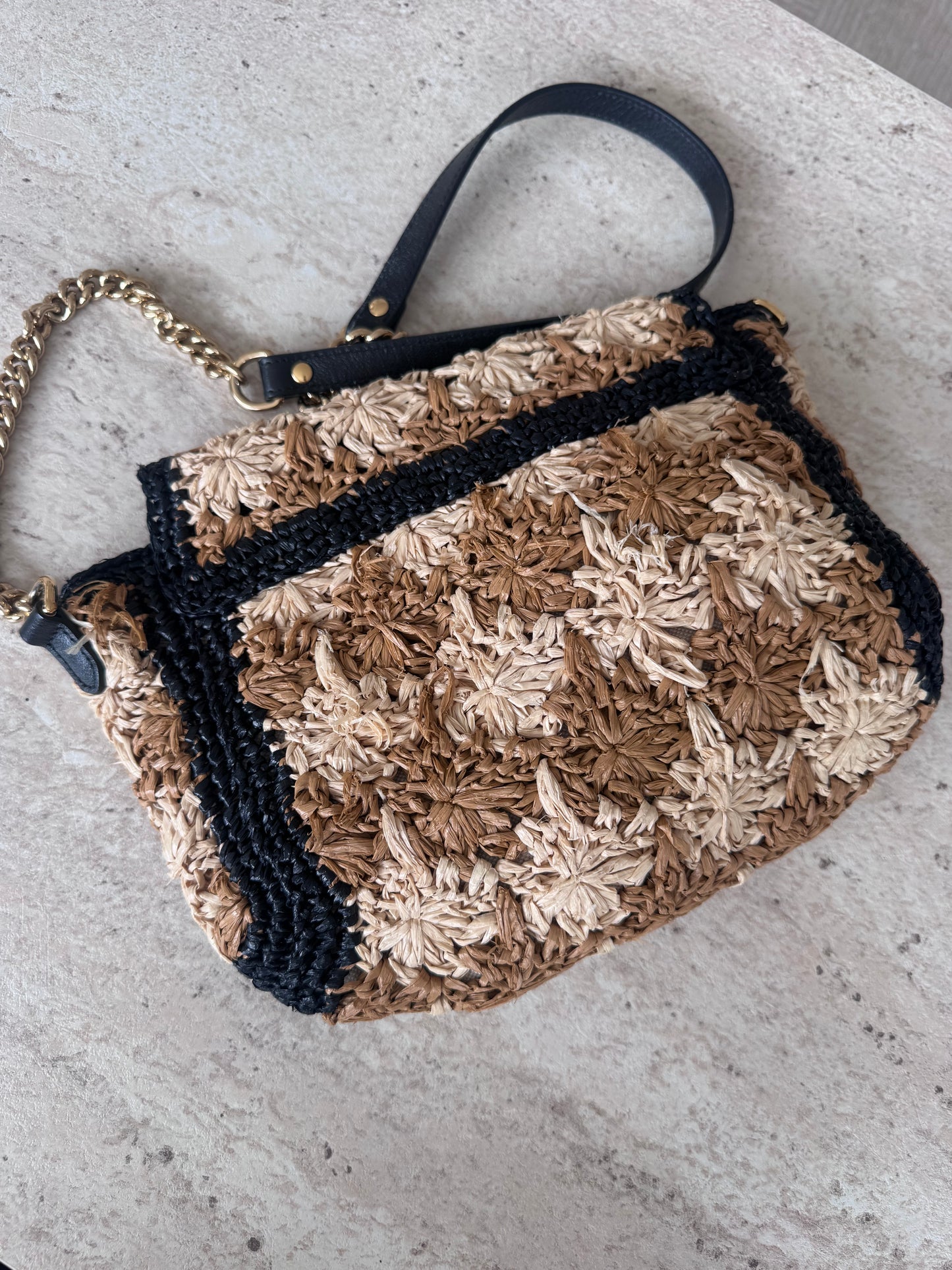 Gucci Raffia GG Marmont shoulder bag