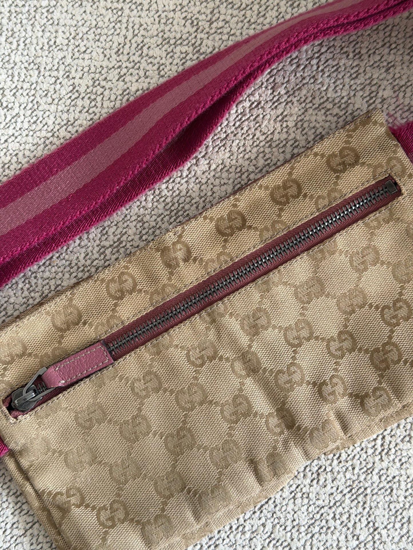Gucci Belt Bag – Small