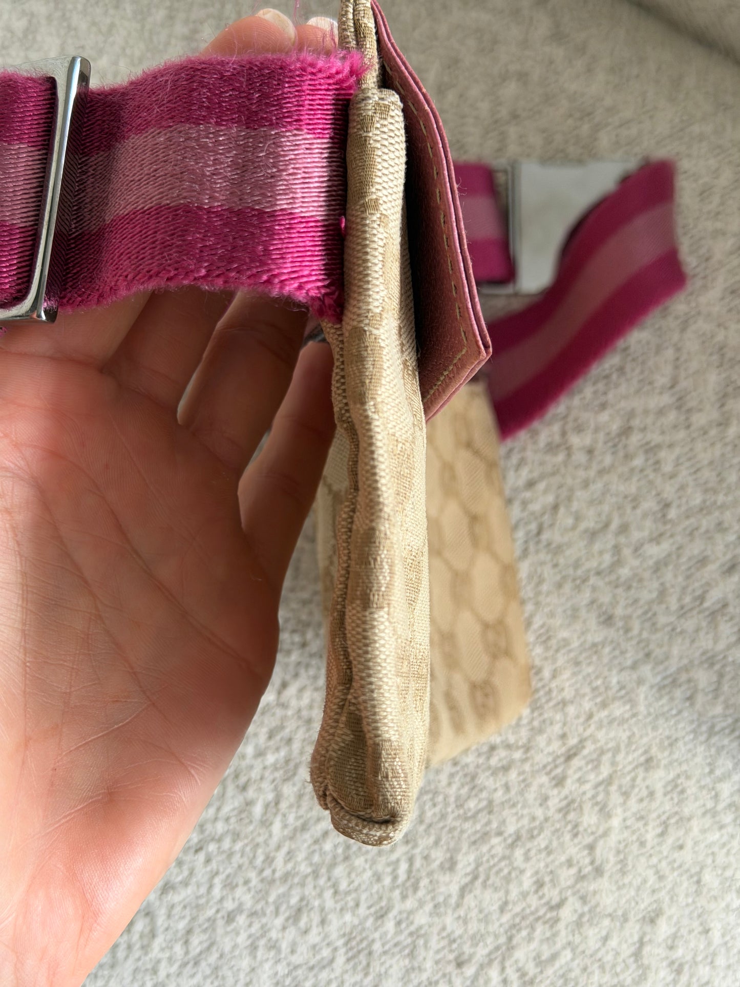 Gucci Belt Bag – Small