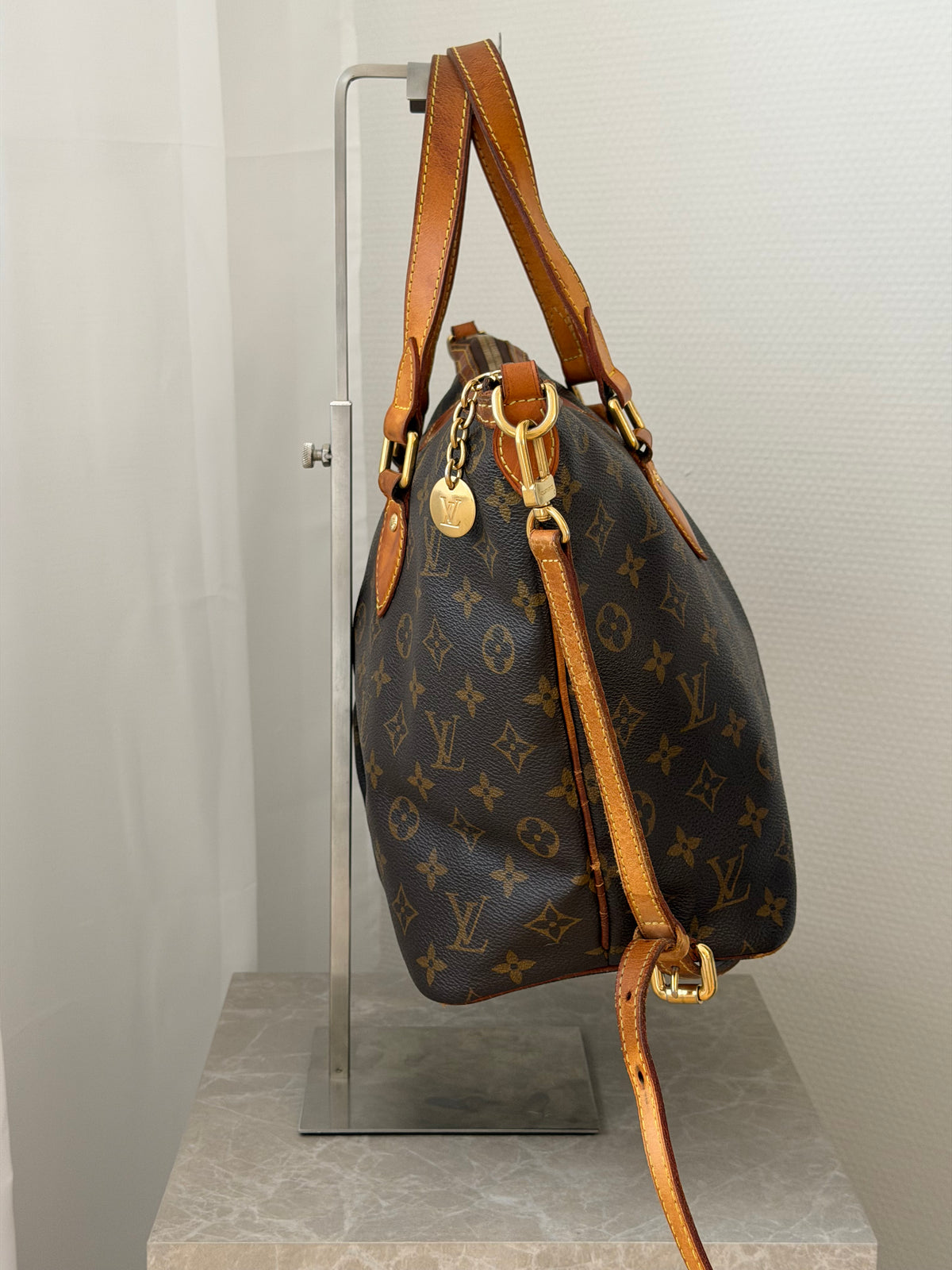 Louis Vuitton Palermo PM – Monogram