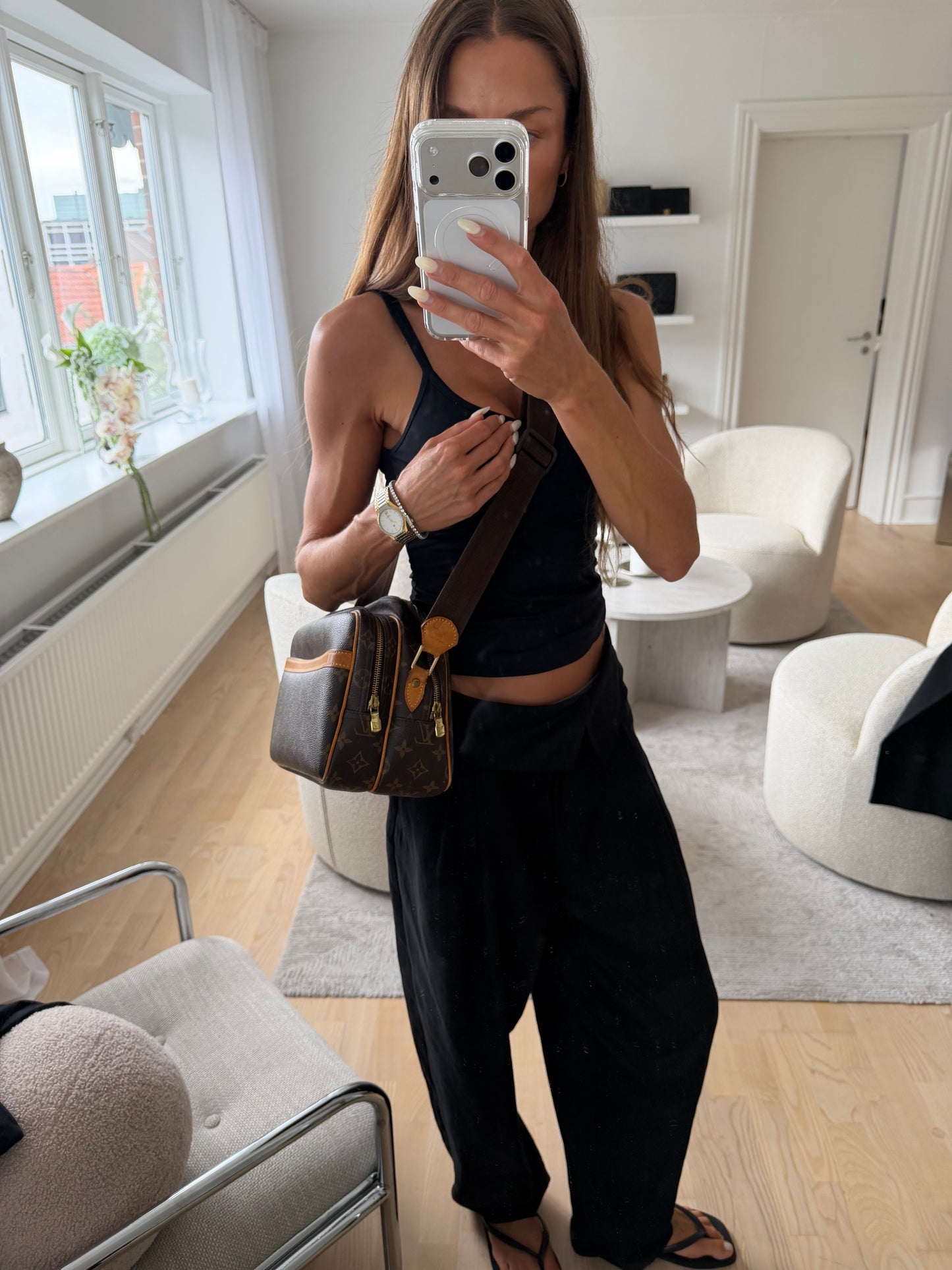 Louis Vuitton Reporter PM – Monogram Canvas