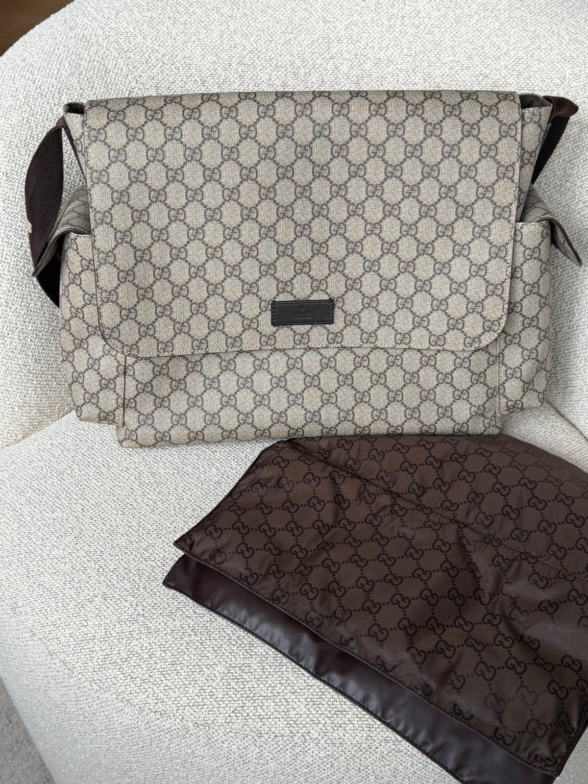 Gucci GG Supreme Diaperbag