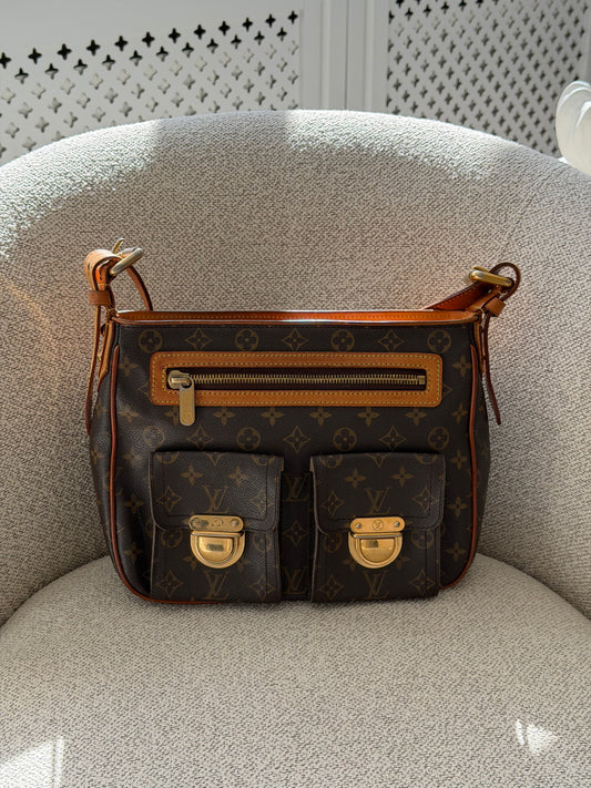 Louis Vuitton Hudson GM Monogram Shoulder / Crossbody Bag