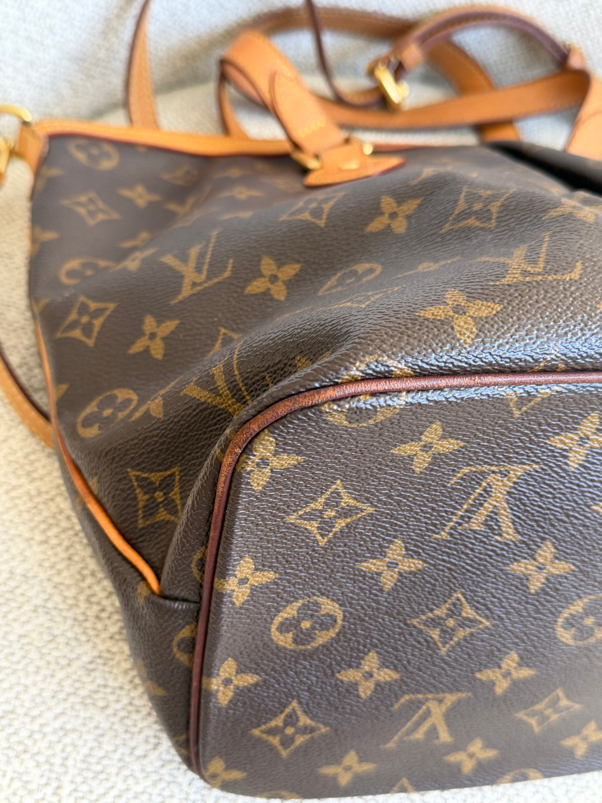 Louis Vuitton Palermo MM – Monogram