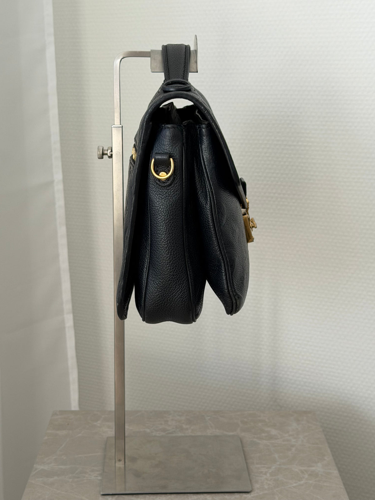 Louis Vuitton Pochette Métis – Monogram Empreinte Noir