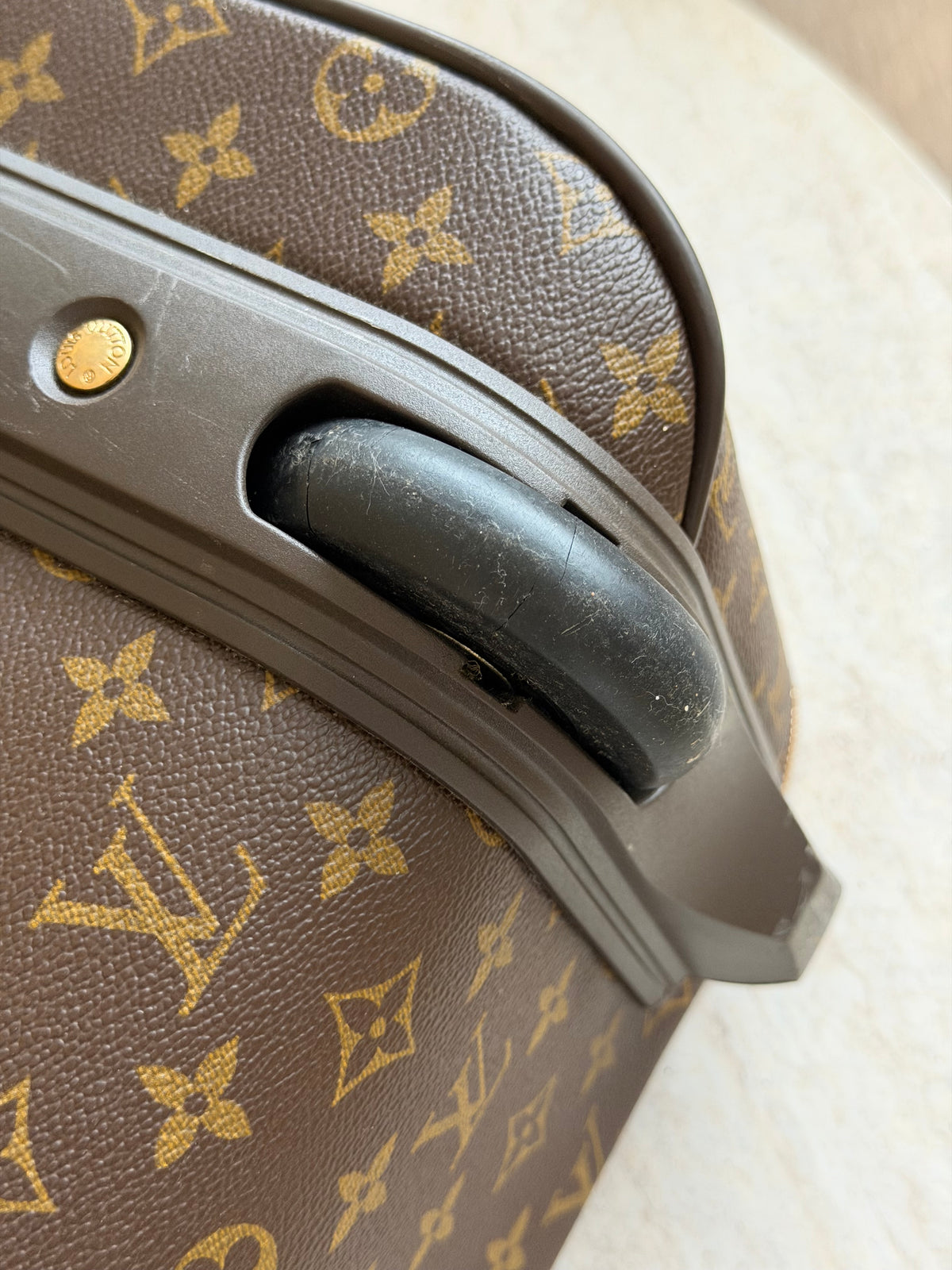 Louis Vuitton Pegase 45 – Monogram