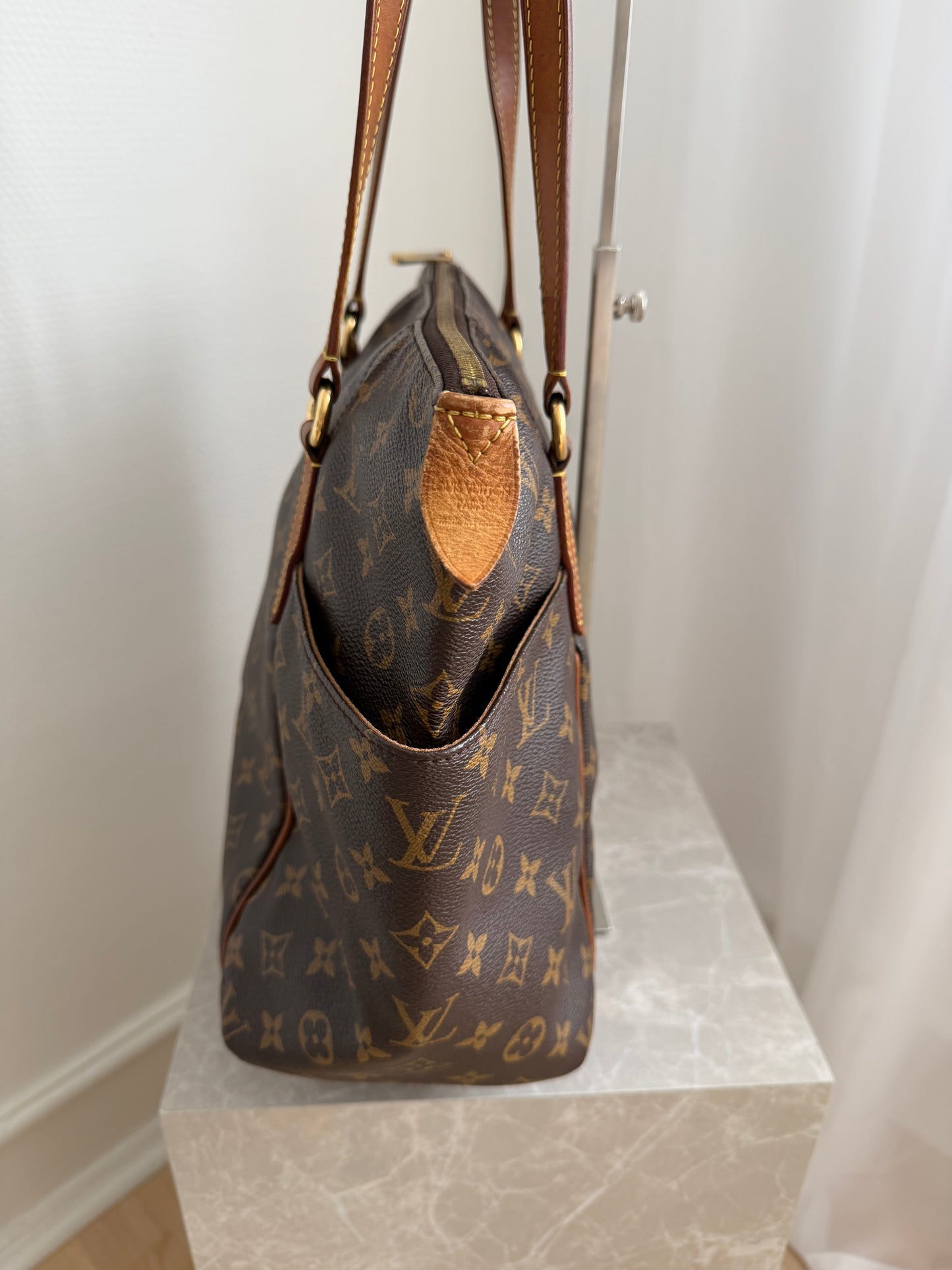 Louis Vuitton Totally MM – Monogram Canvas