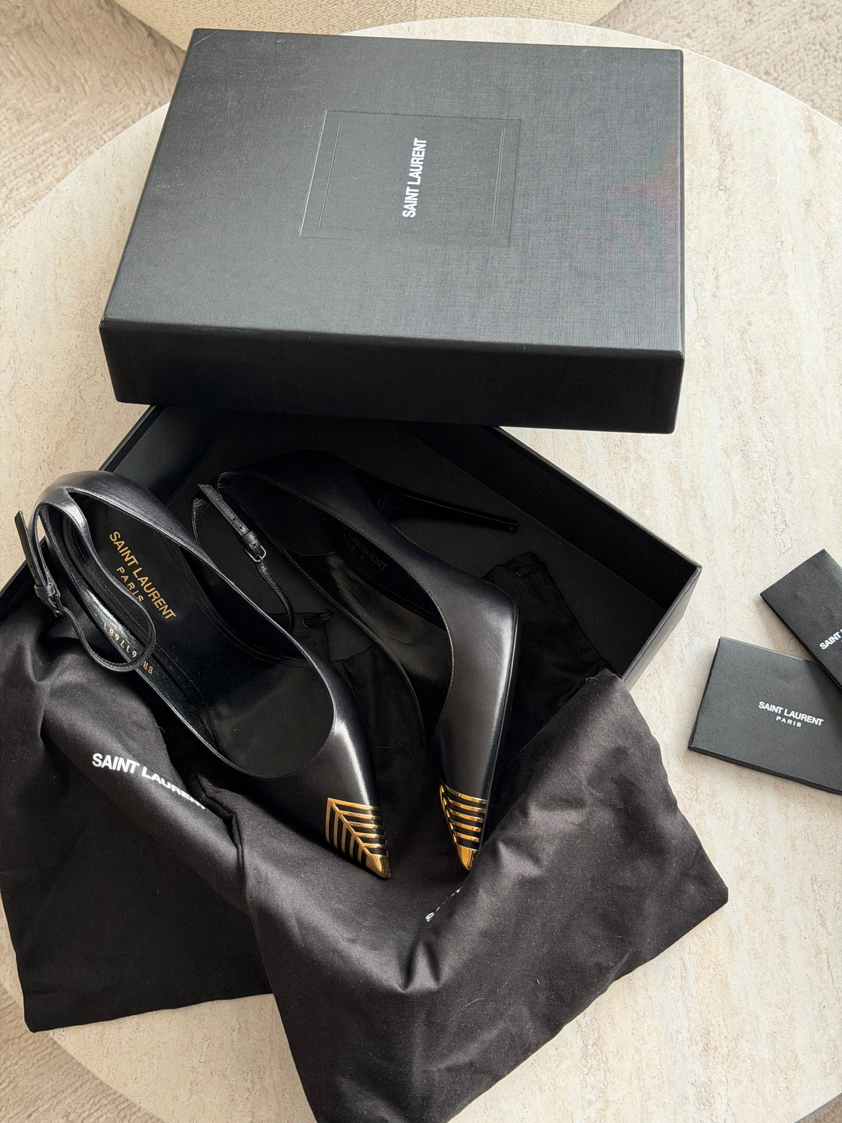 Saint Laurent Pumps – Black / Gold