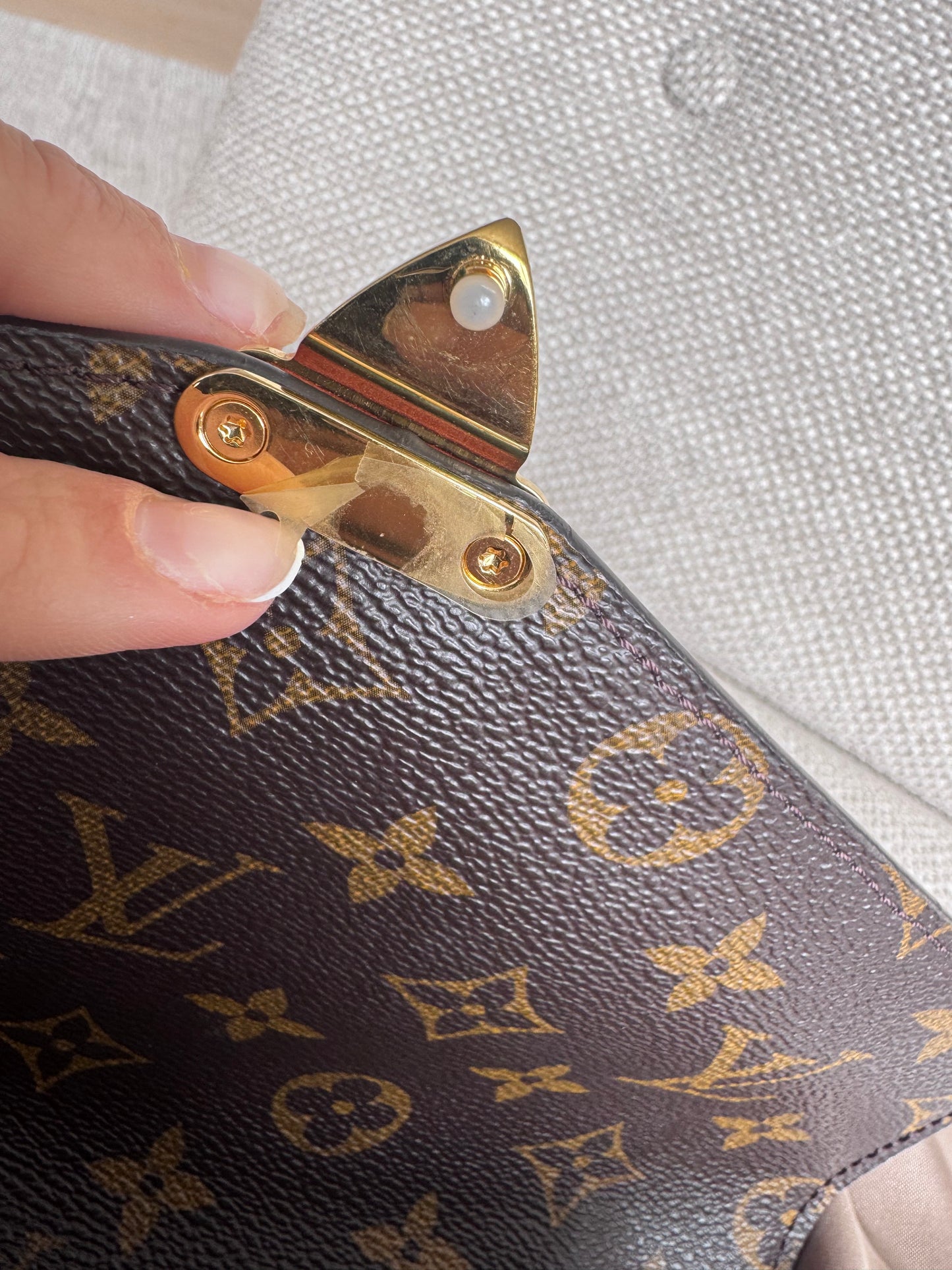 Louis Vuitton Pochette Métis Monogram