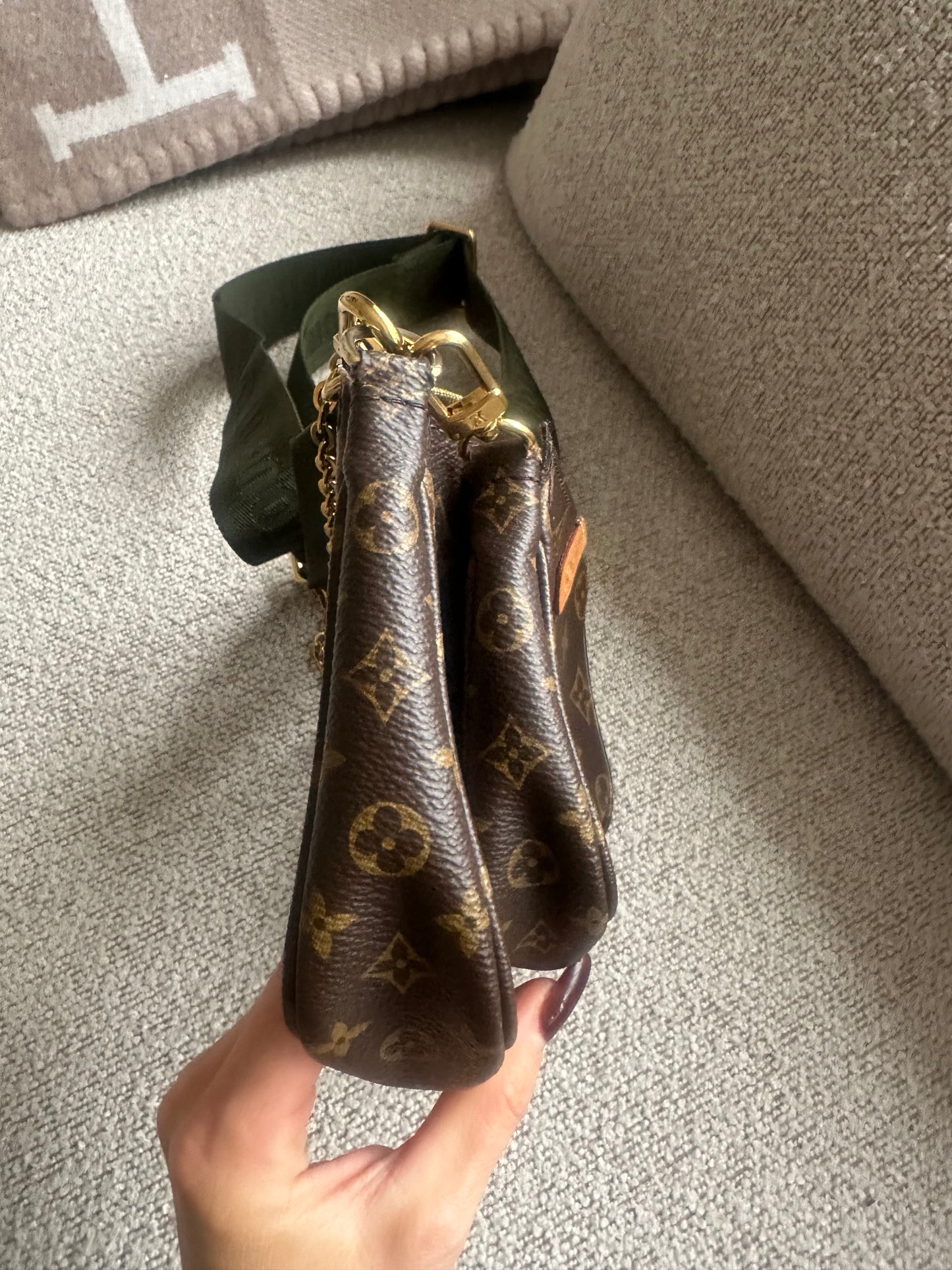 Louis Vuitton Multi Pochette Accessoires Monogram Canvas