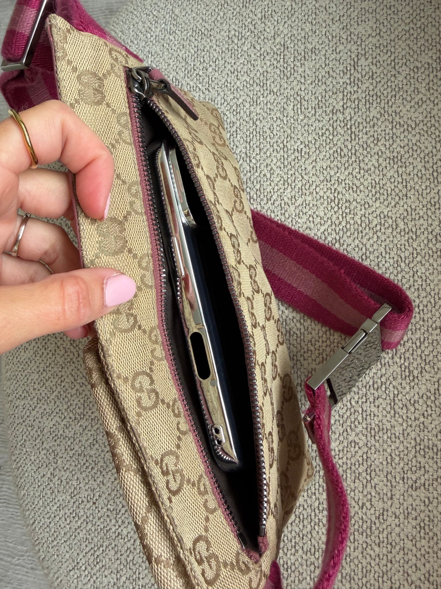 Gucci Belt Bag – Small