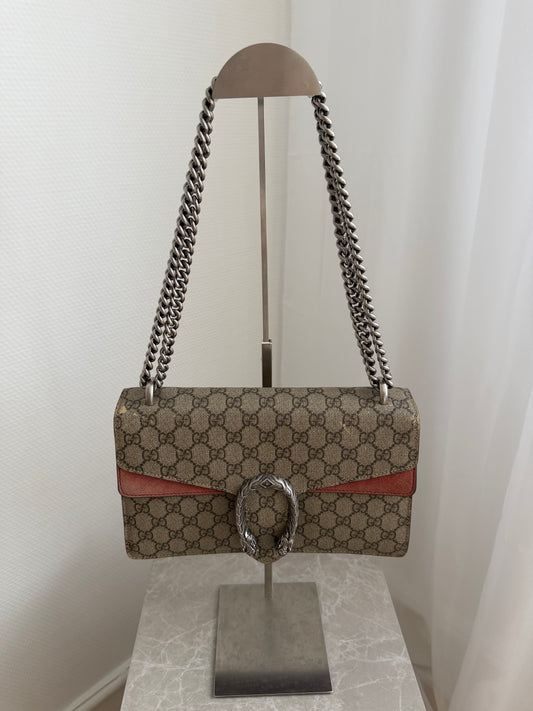 Gucci Dionysus Medium – GG Supreme Canvas