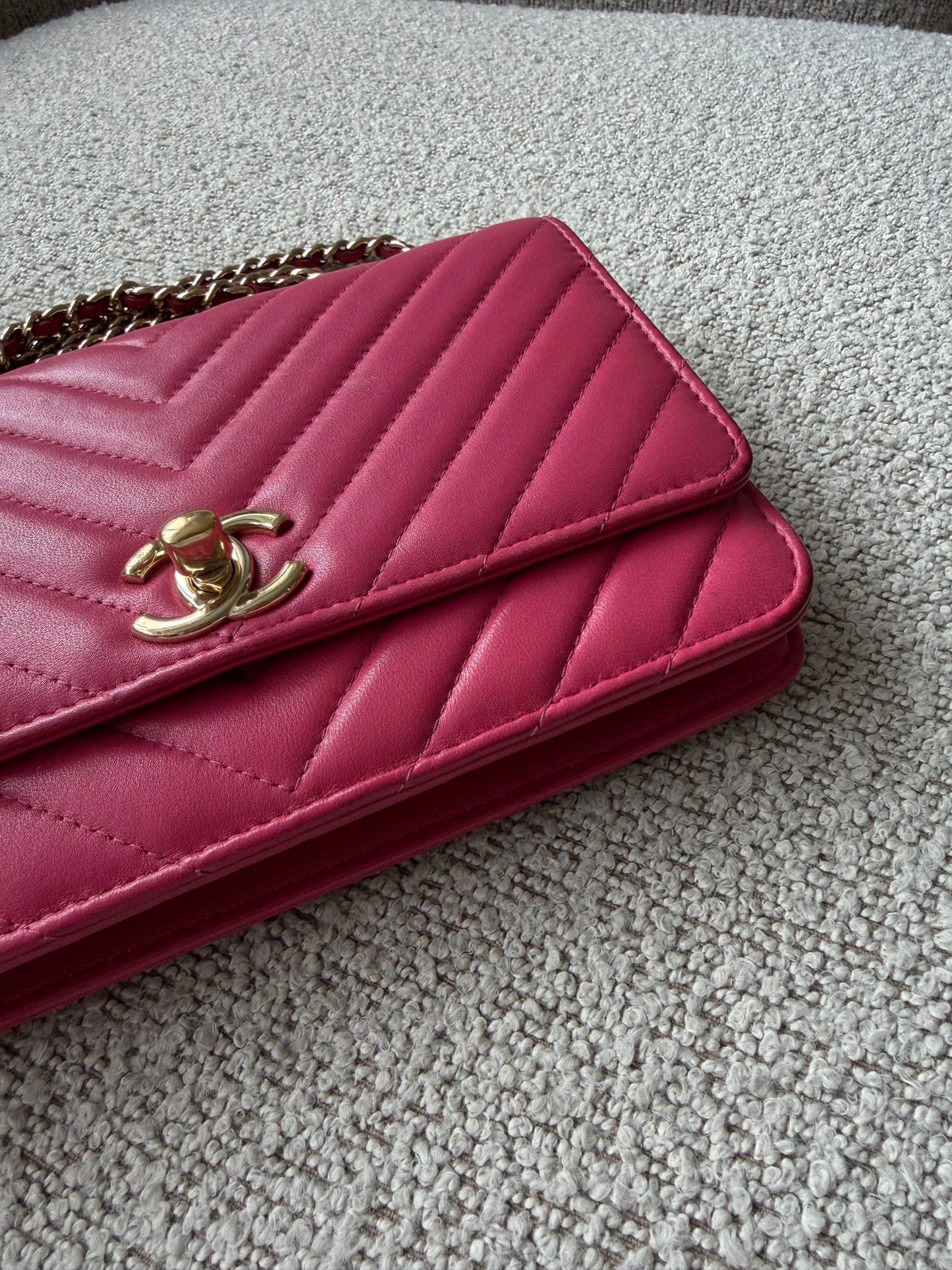Chanel Trendy Chevron Wallet on Chain – Pink Lambskin