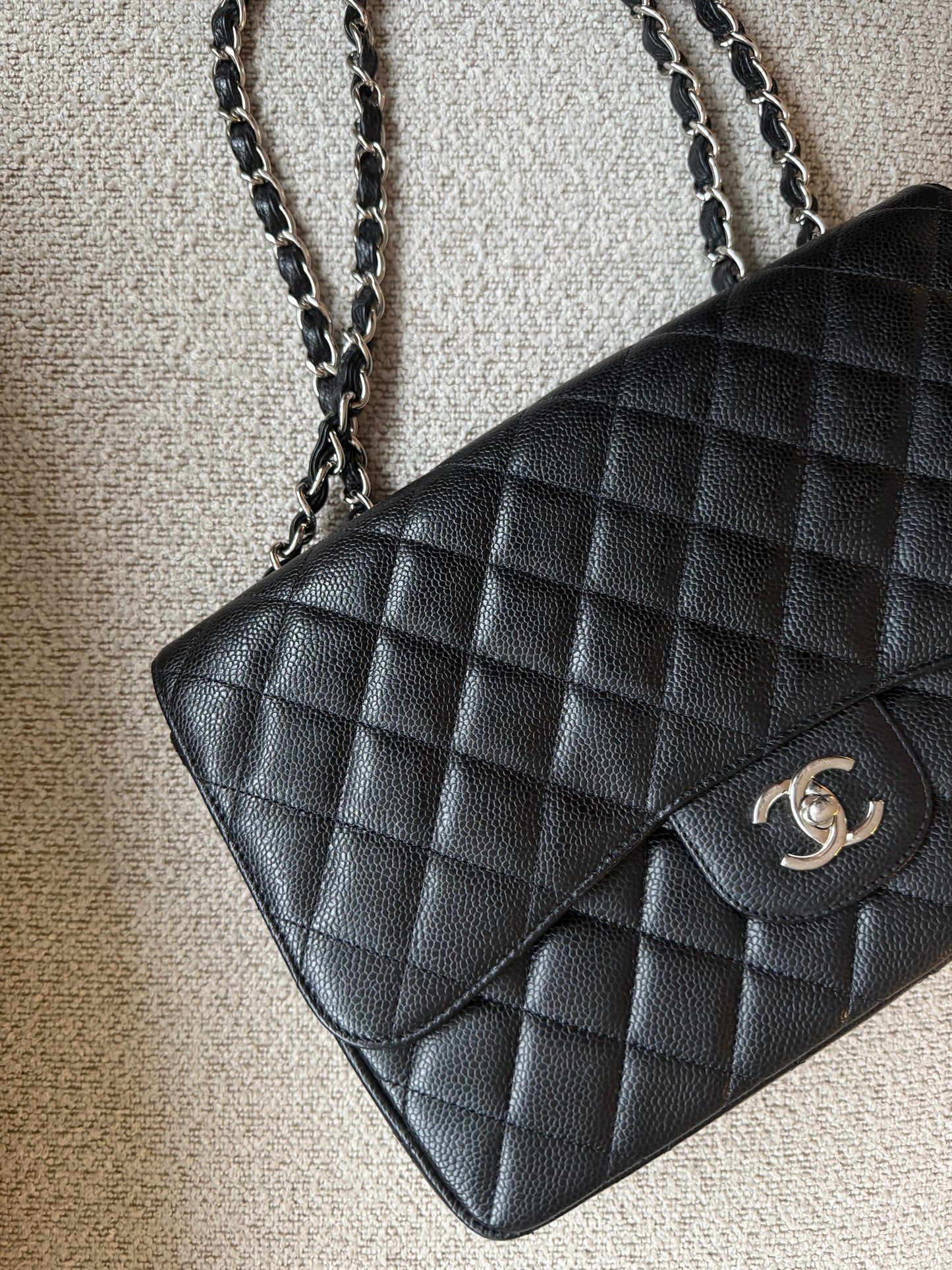 Chanel Jumbo single flap bag