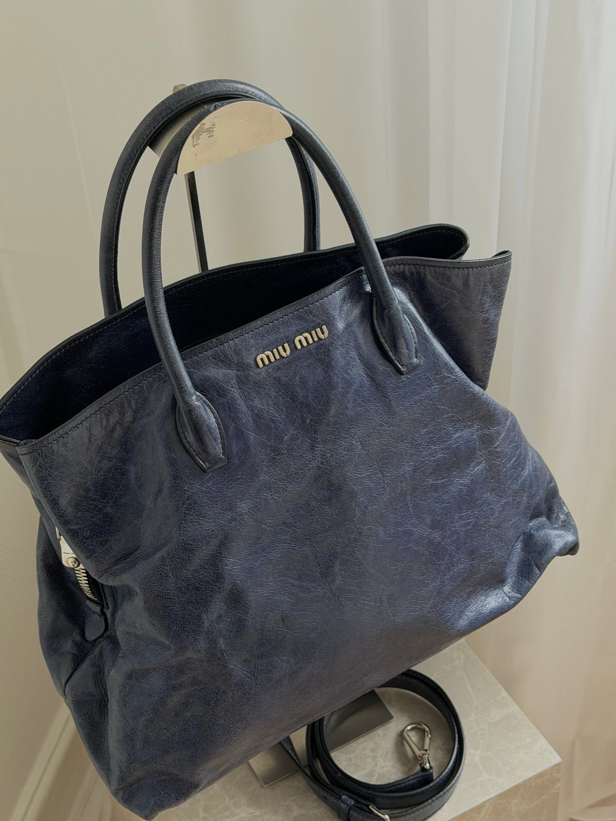 Miu Miu Vitello Leather Tote – Navy
