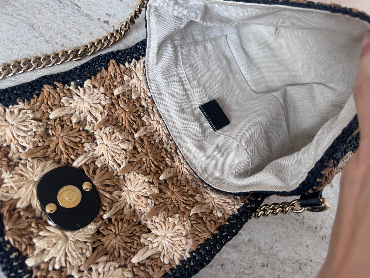 Gucci Raffia GG Marmont shoulder bag