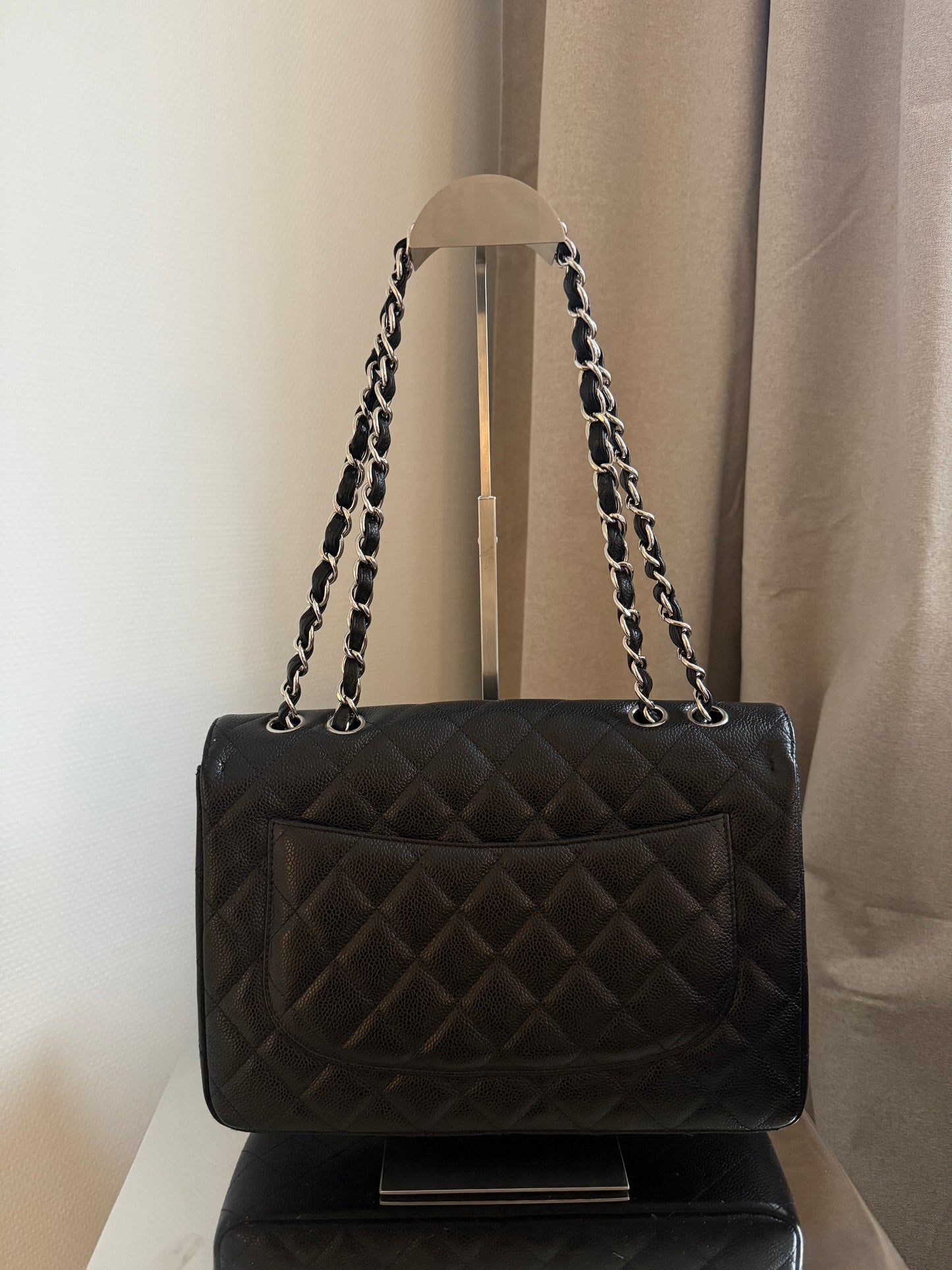Chanel Jumbo single flap bag