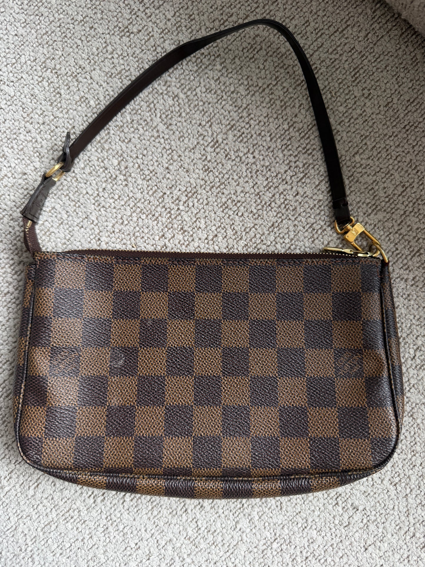 Louis Vuitton Pochette
