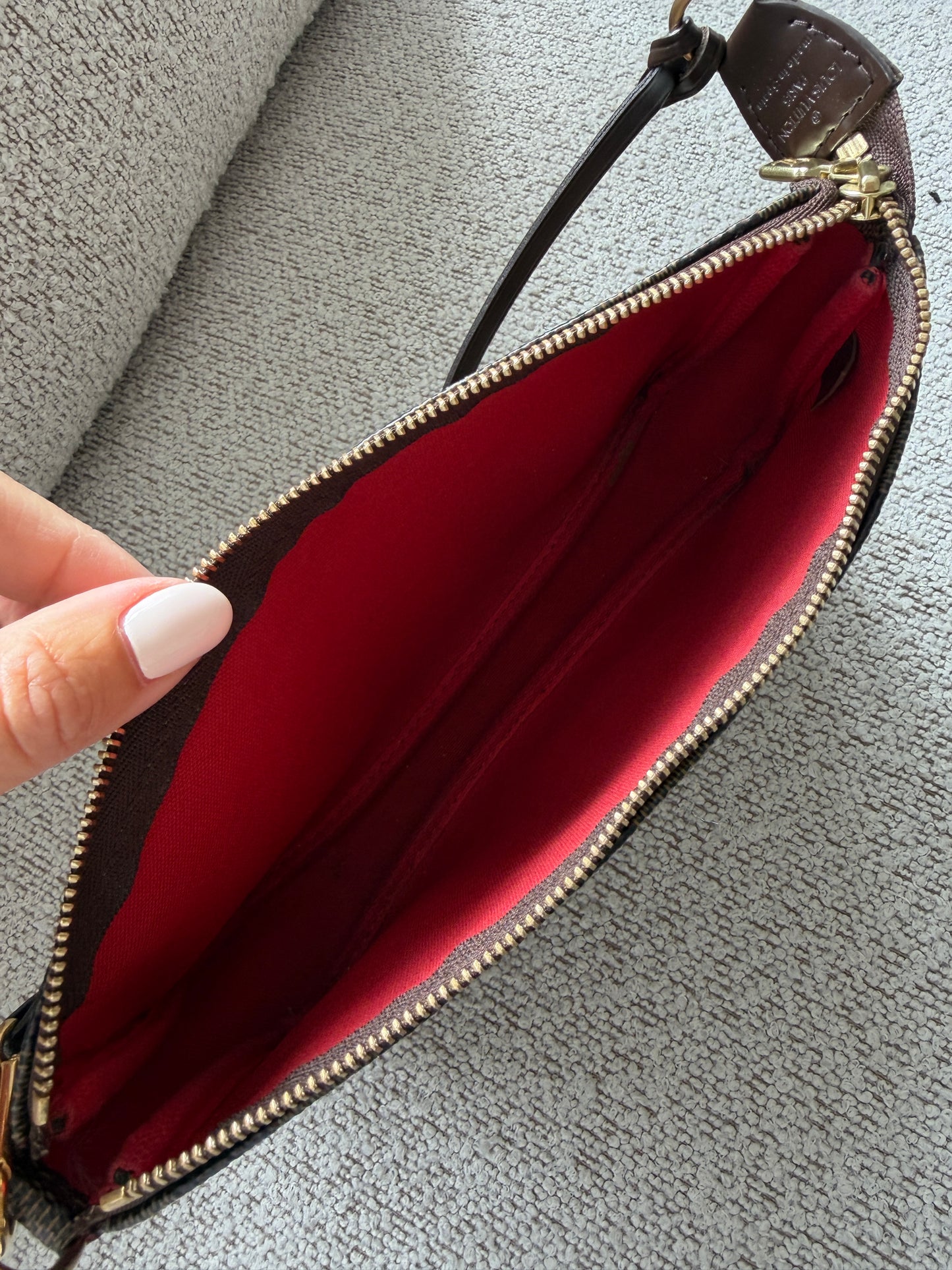 Louis Vuitton Pochette