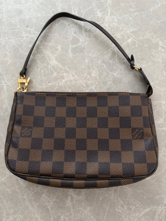 Louis Vuitton Pochette