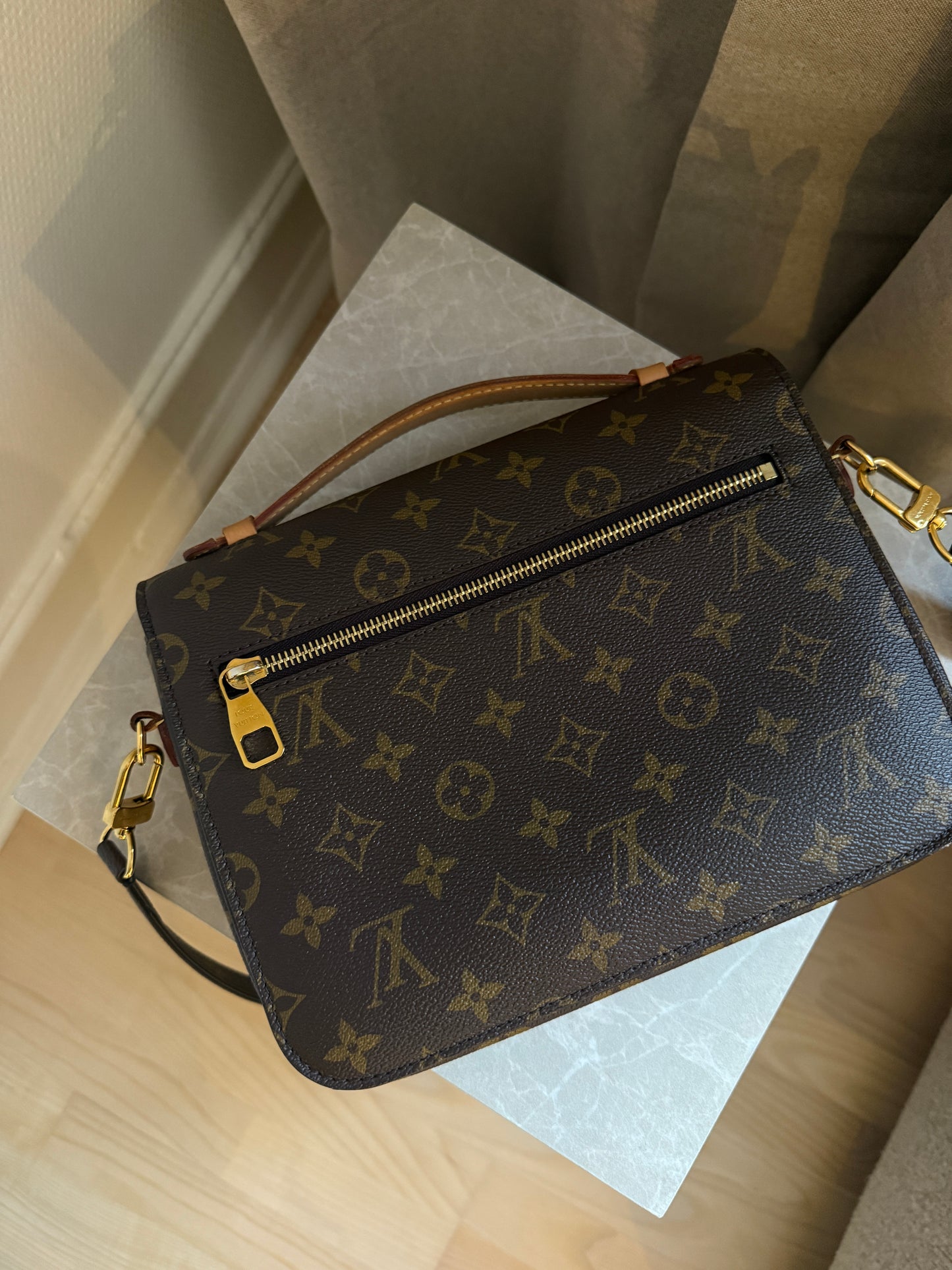 Louis Vuitton Pochette
