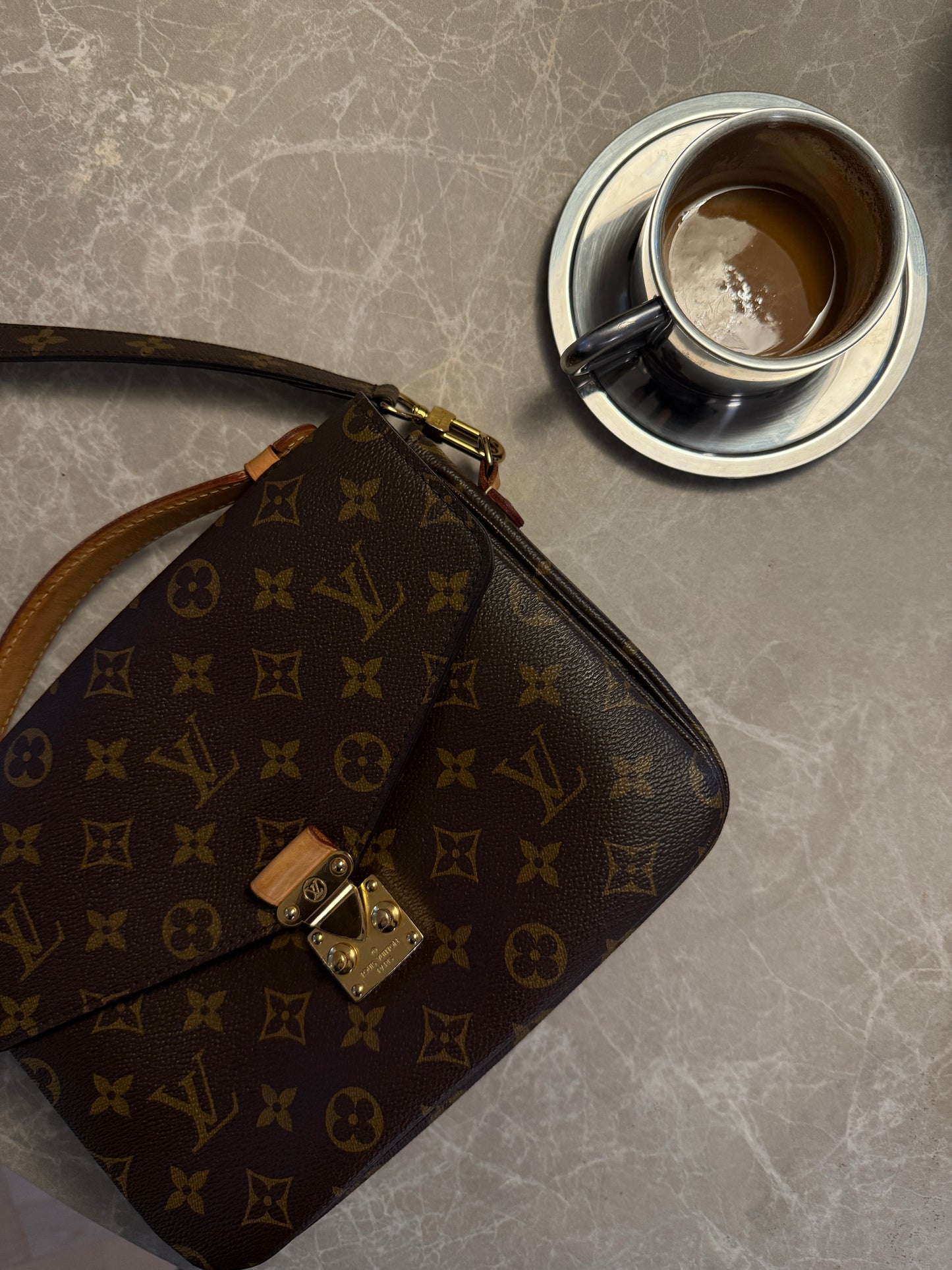 Louis Vuitton Pochette