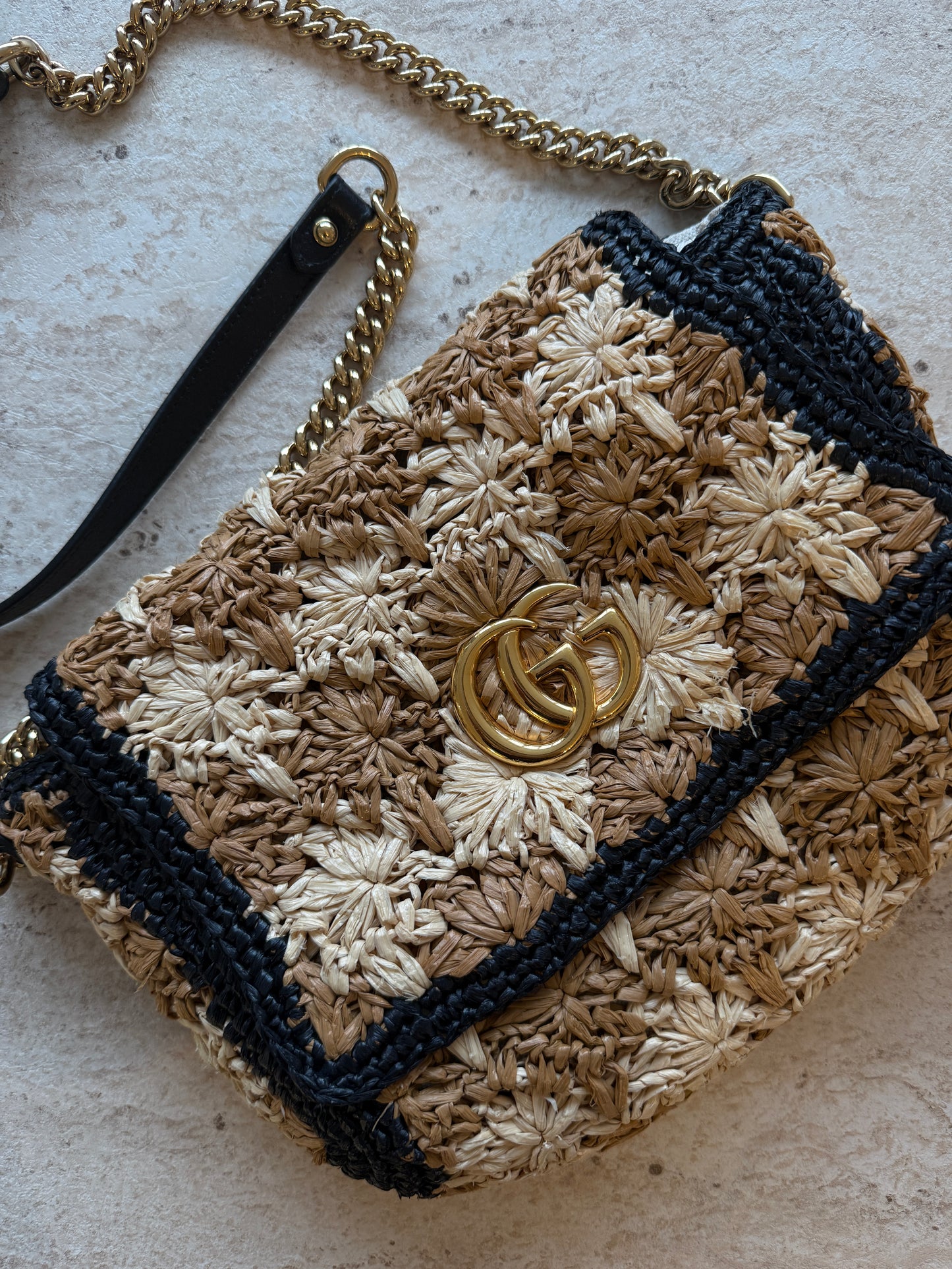 Gucci Raffia GG Marmont shoulder bag