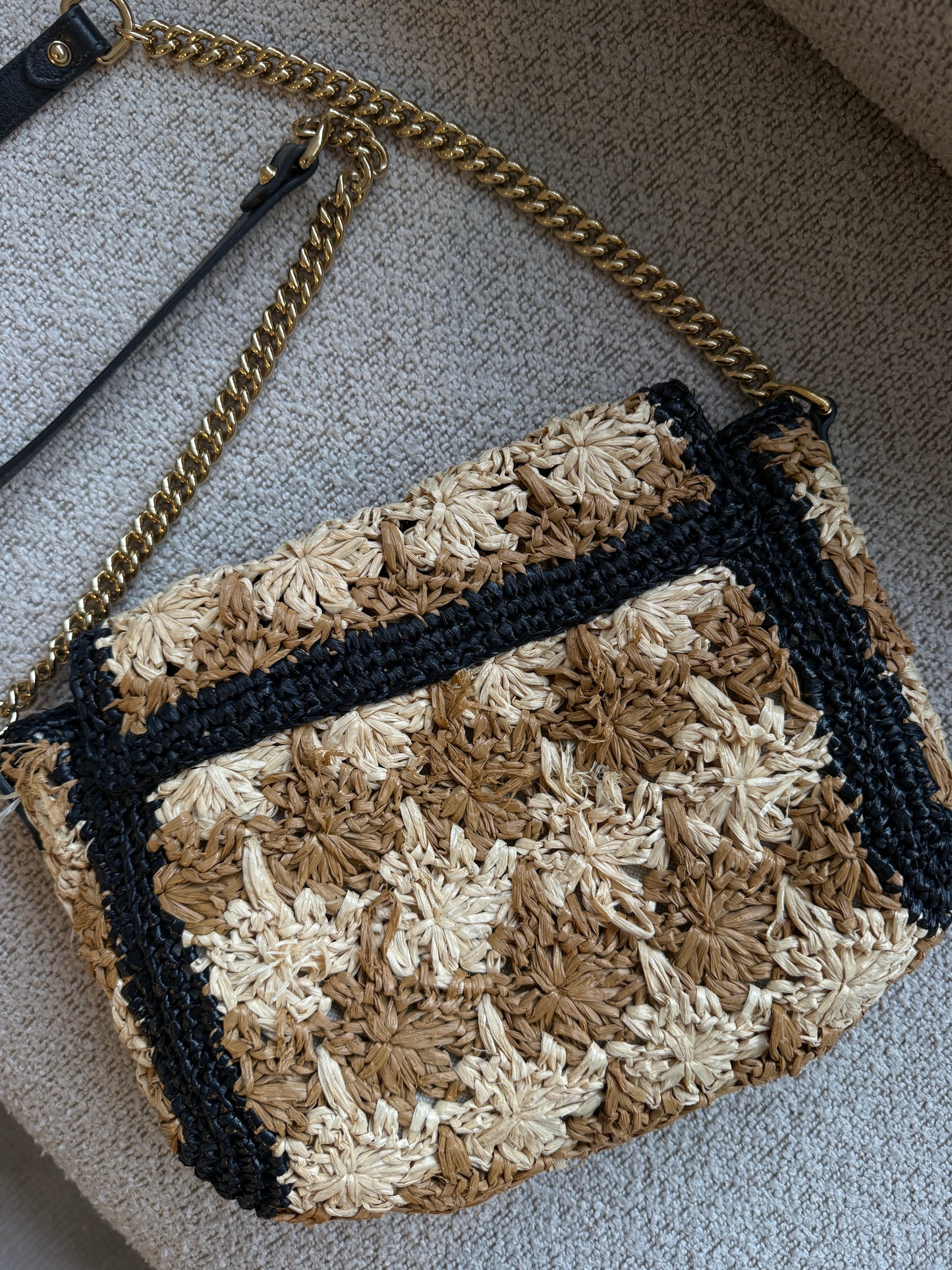 Gucci Raffia GG Marmont shoulder bag