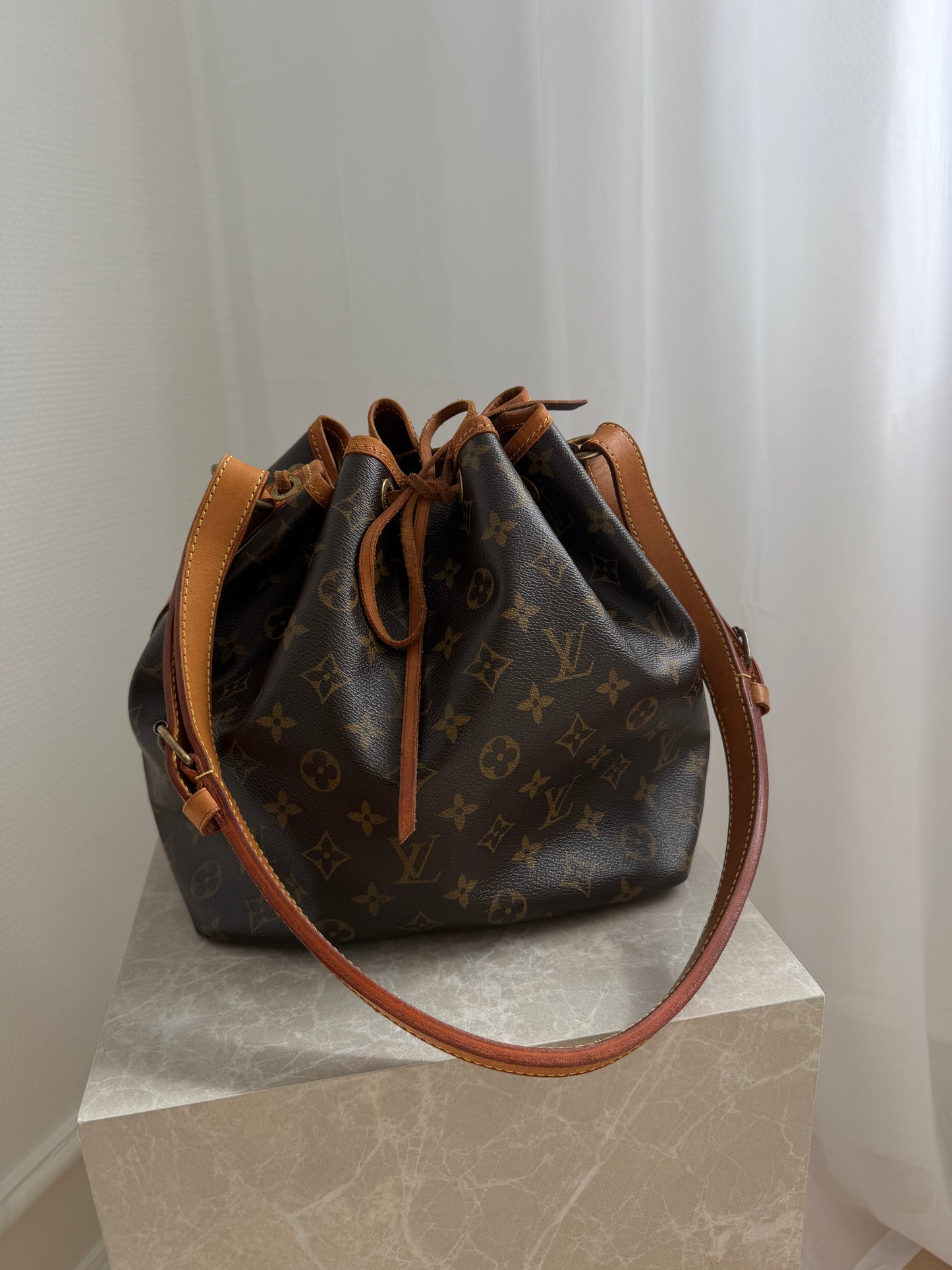Louis Vuitton Petit Noé – Monogram