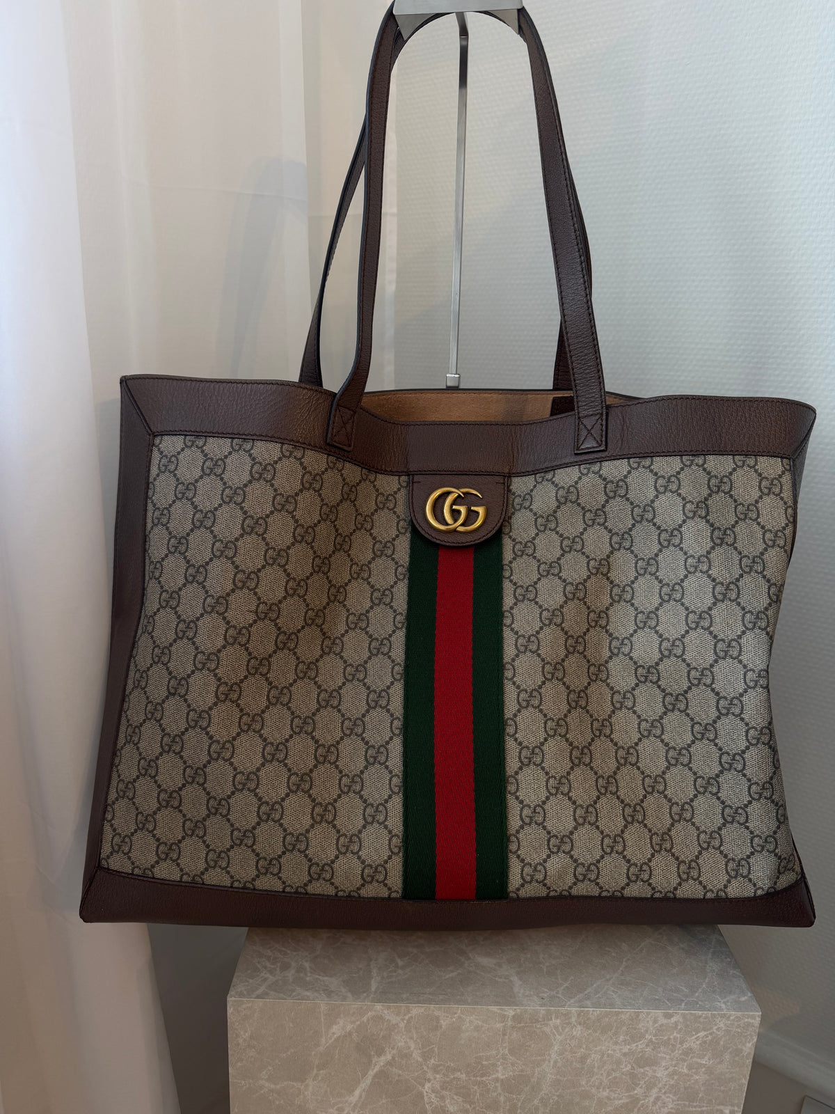 Gucci GG Supreme Tote