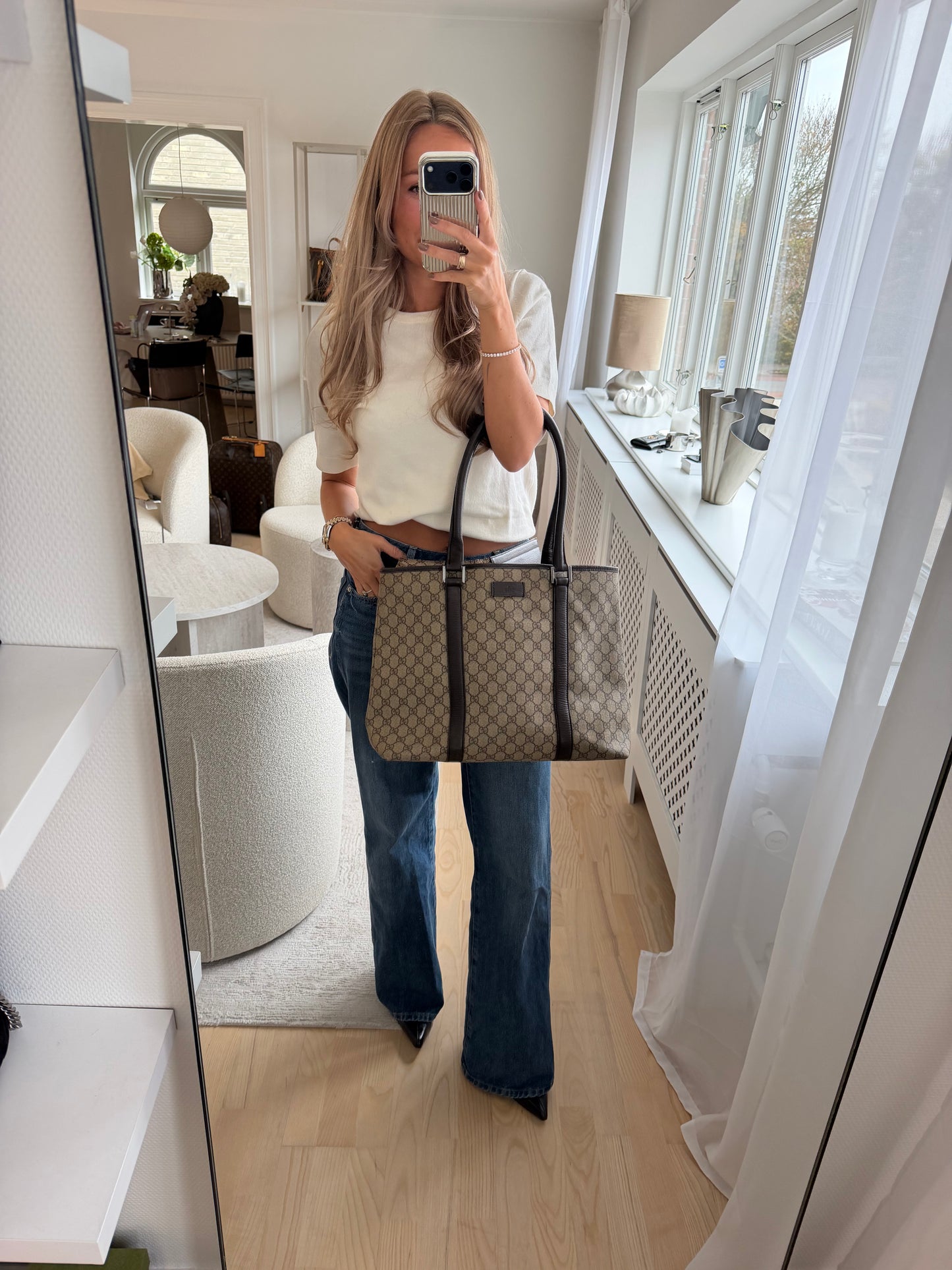 Gucci GG Supreme Joy Vertical Tote – Beige / Brown